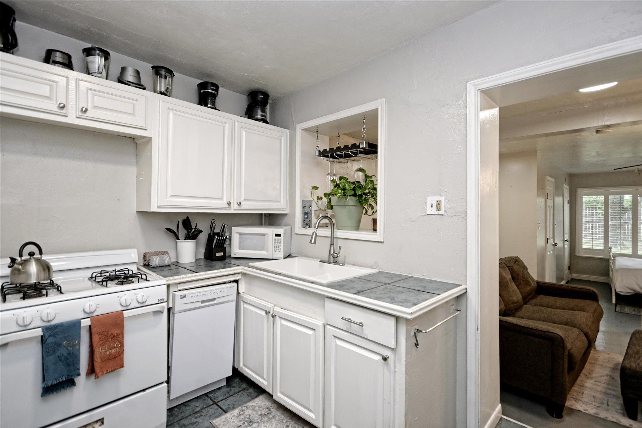 3409 Banton RD #B — photo 5