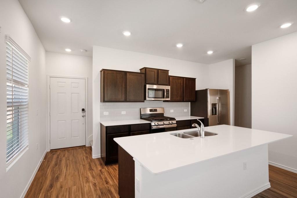 15200 Spruce Frost CV #A — photo 4