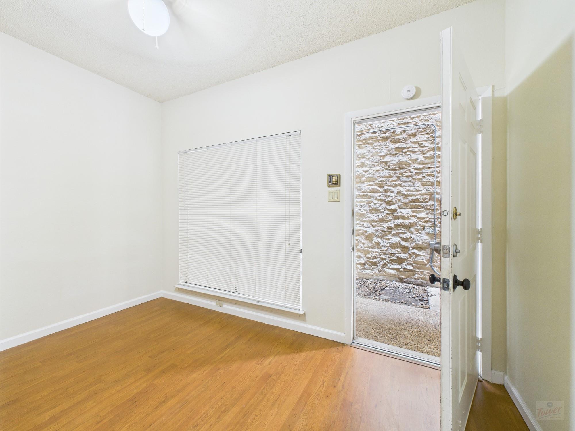 2815 Rio Grande ST #109 — photo 3