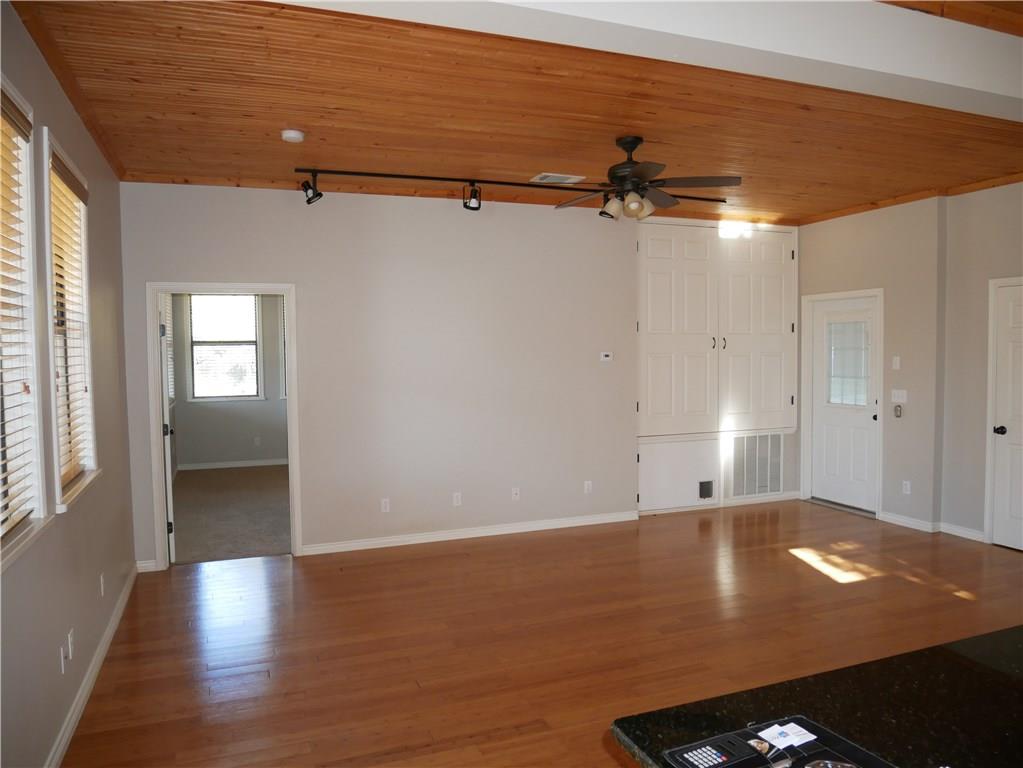 16216 Stewart RD #B — photo 3