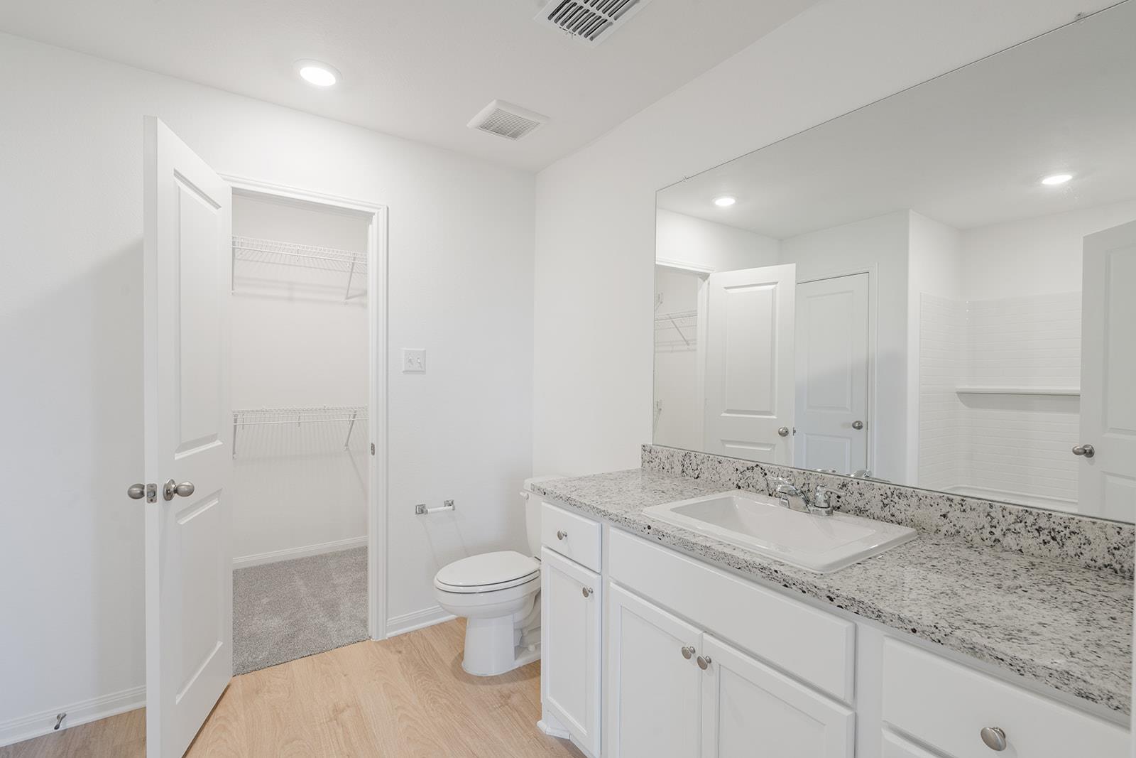 309 Luna Blue LN — photo 5