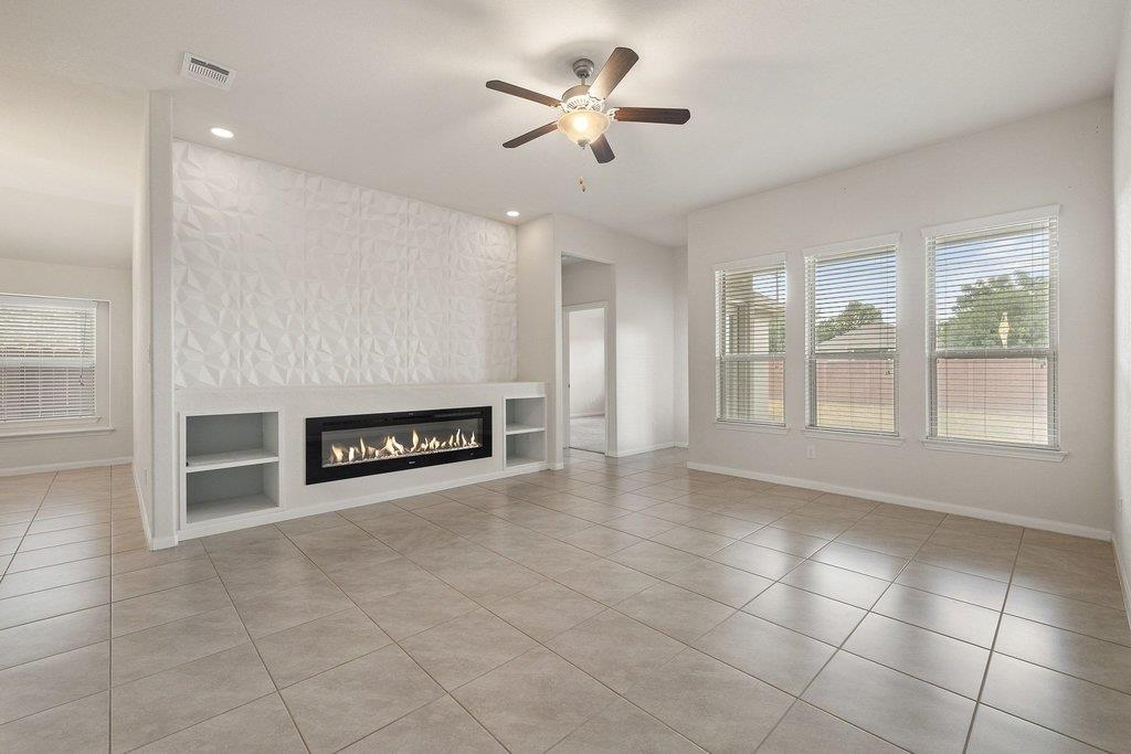 1214 Chad DR — photo 3