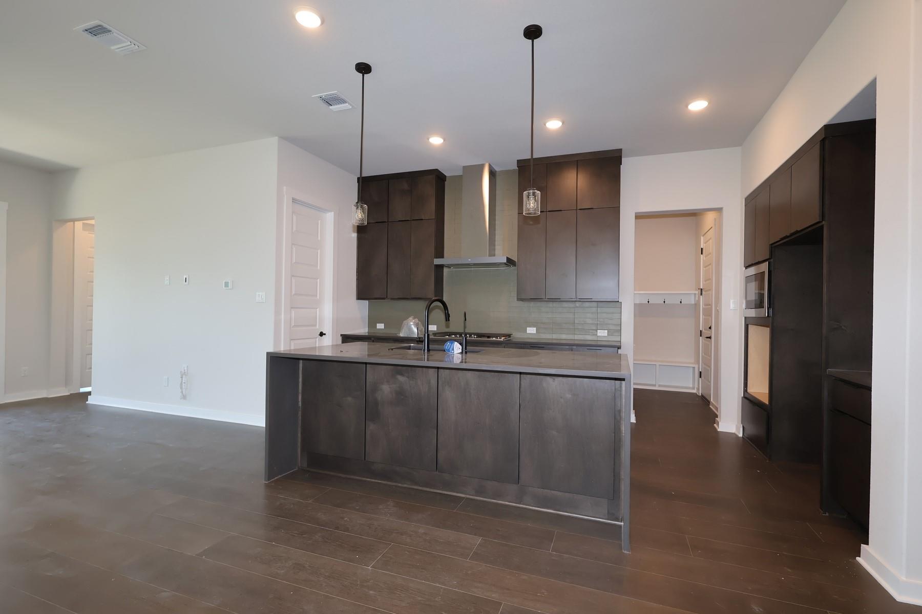 113 Marisol Bend — photo 4