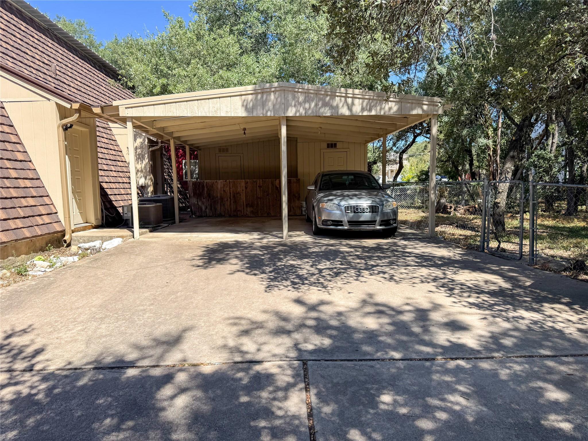 3709 Rocky Hollow TRL #A&B — photo 3