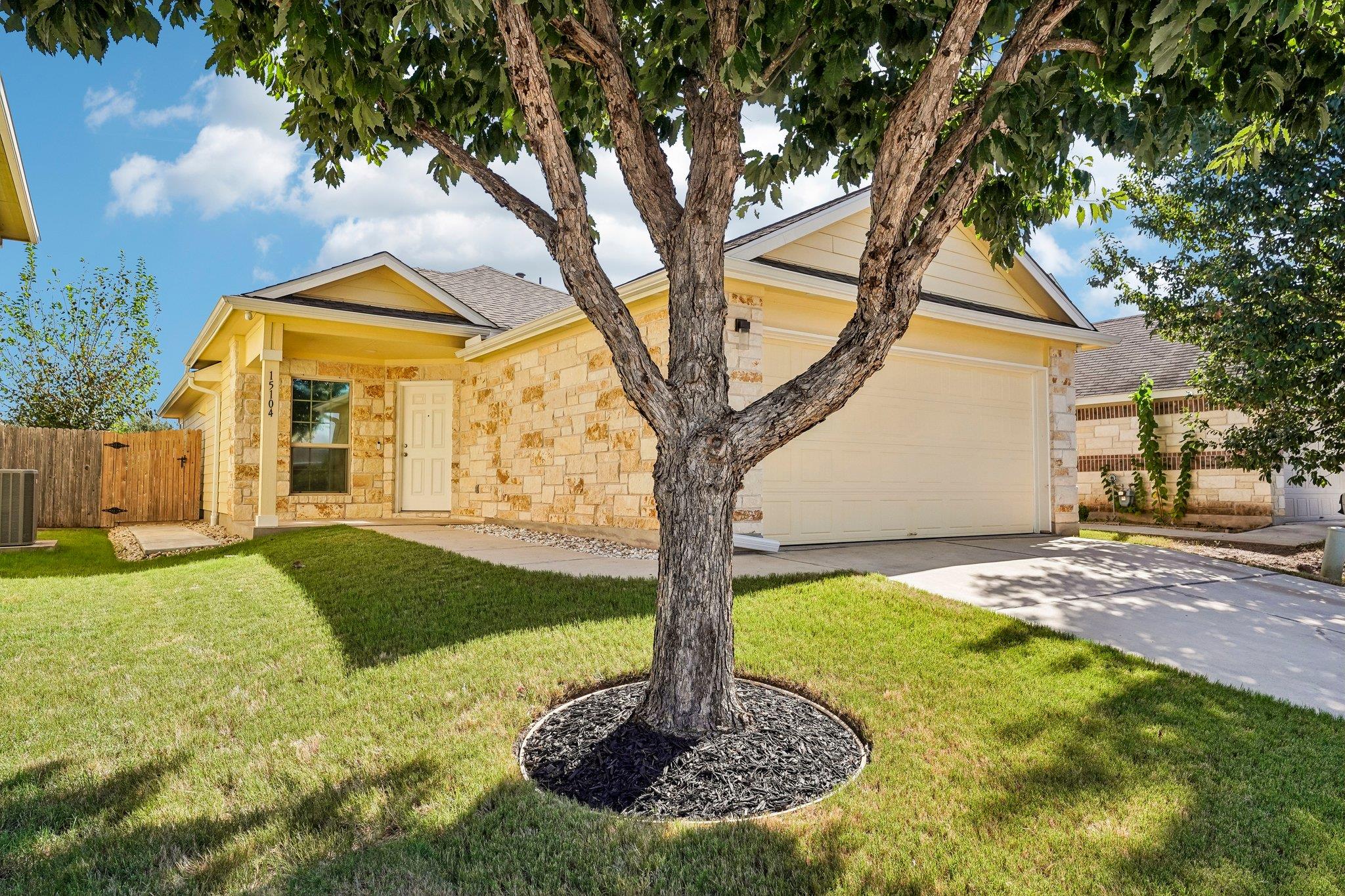 15104 Verela DR — photo 3