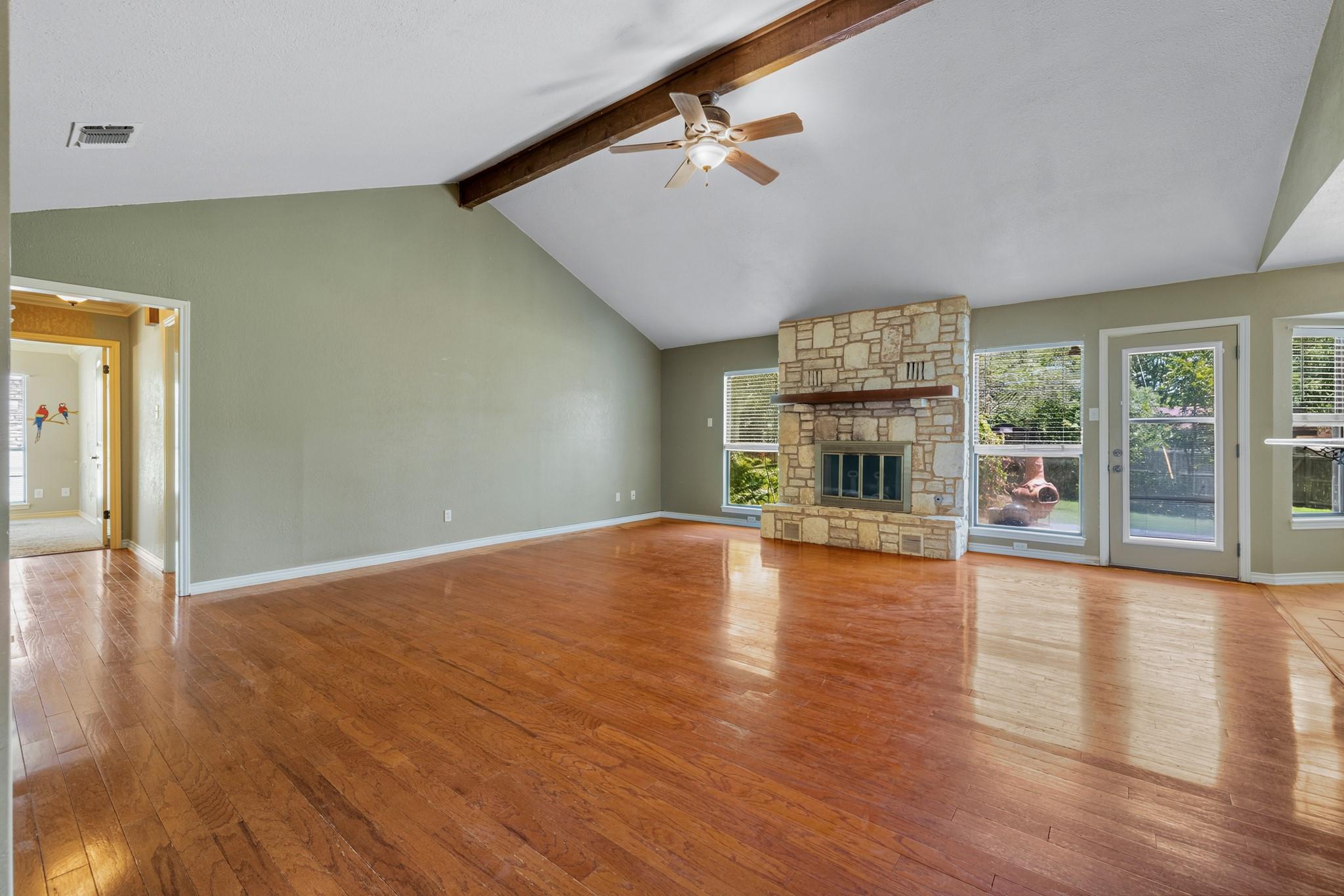 415 Meadow Ridge DR — photo 5