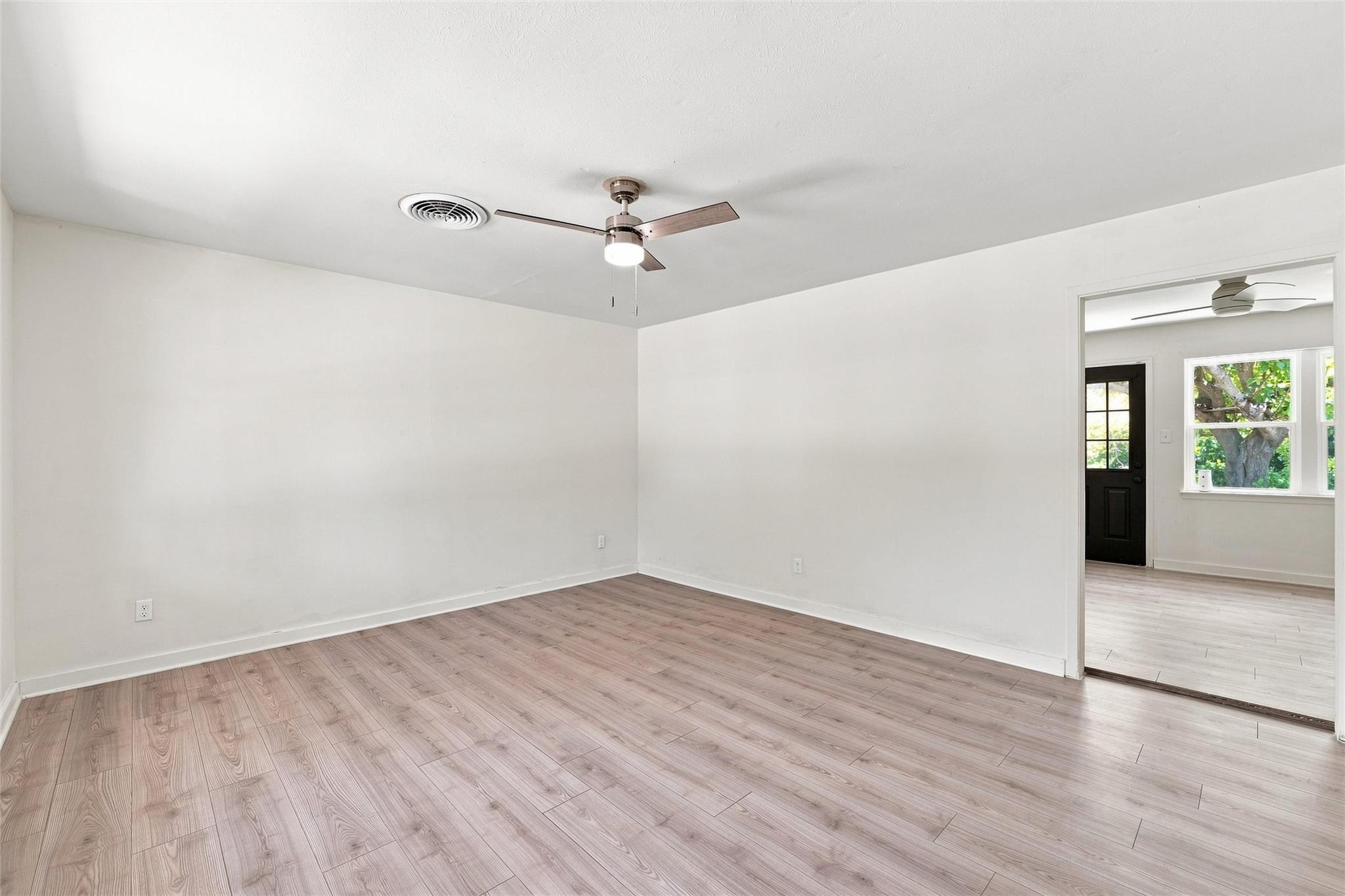 1508 Bowie CT — photo 3
