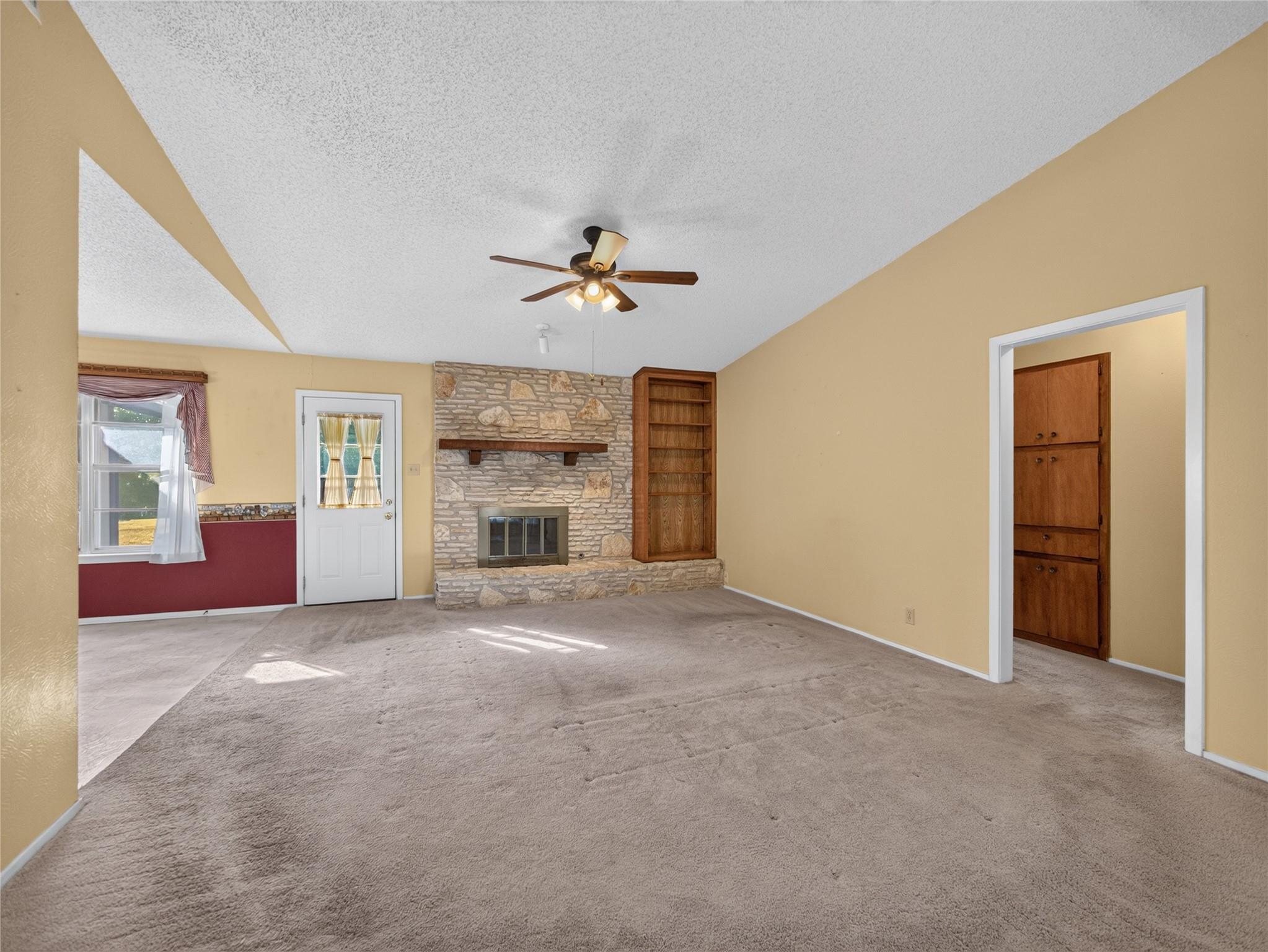 404 Central DR — photo 5