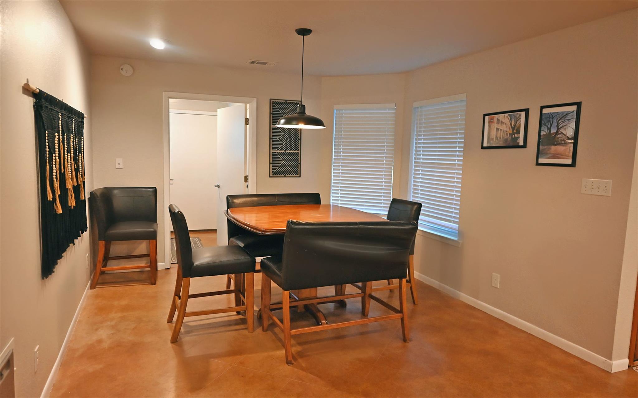 101 Stadium View DR — photo 5