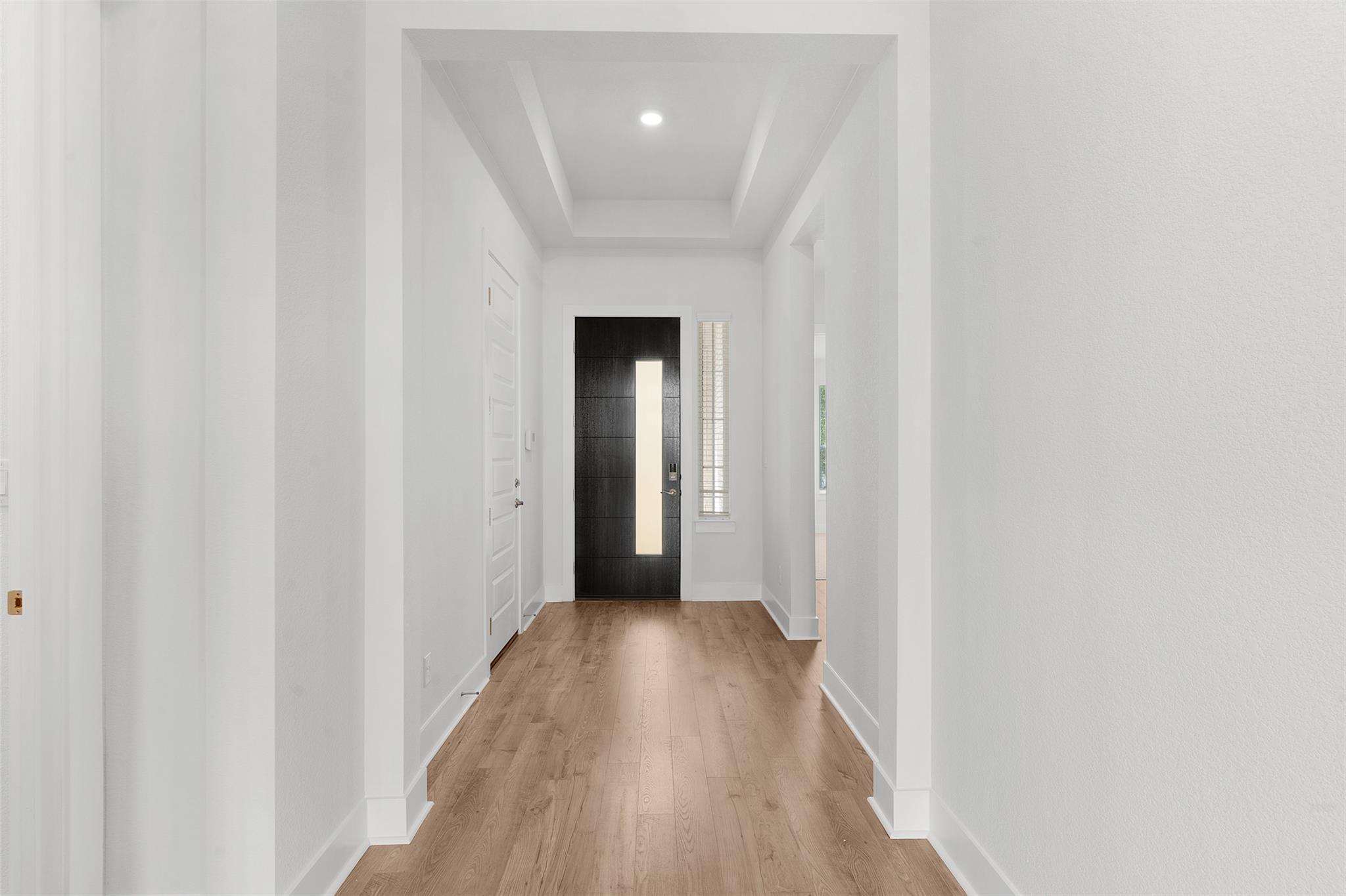213 West Faulkner ST — photo 3