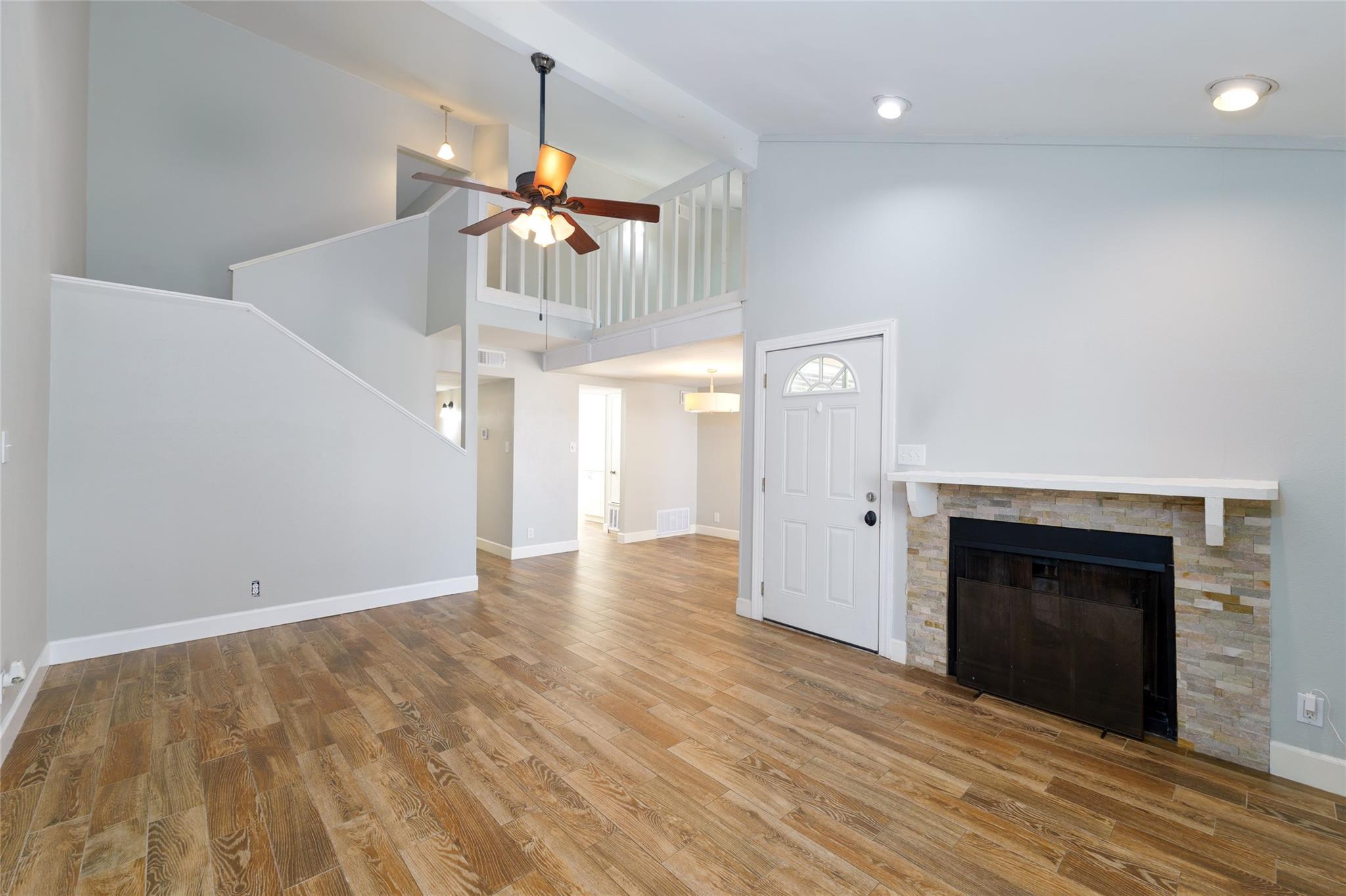 1702 Timber Ridge DR — photo 3