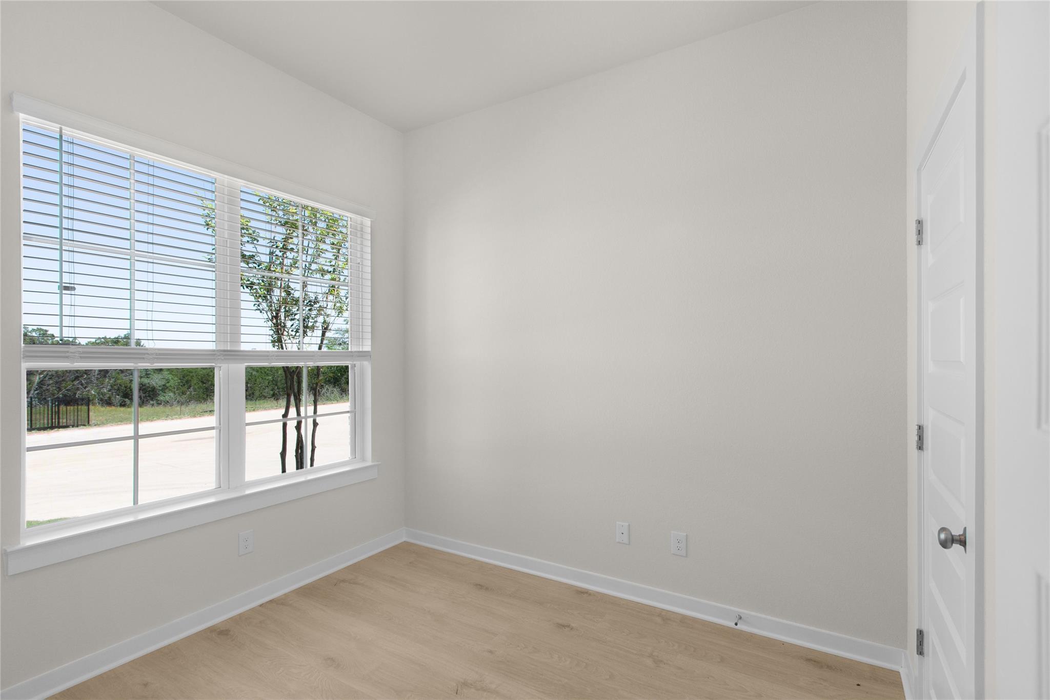 312 West Faulkner ST — photo 4