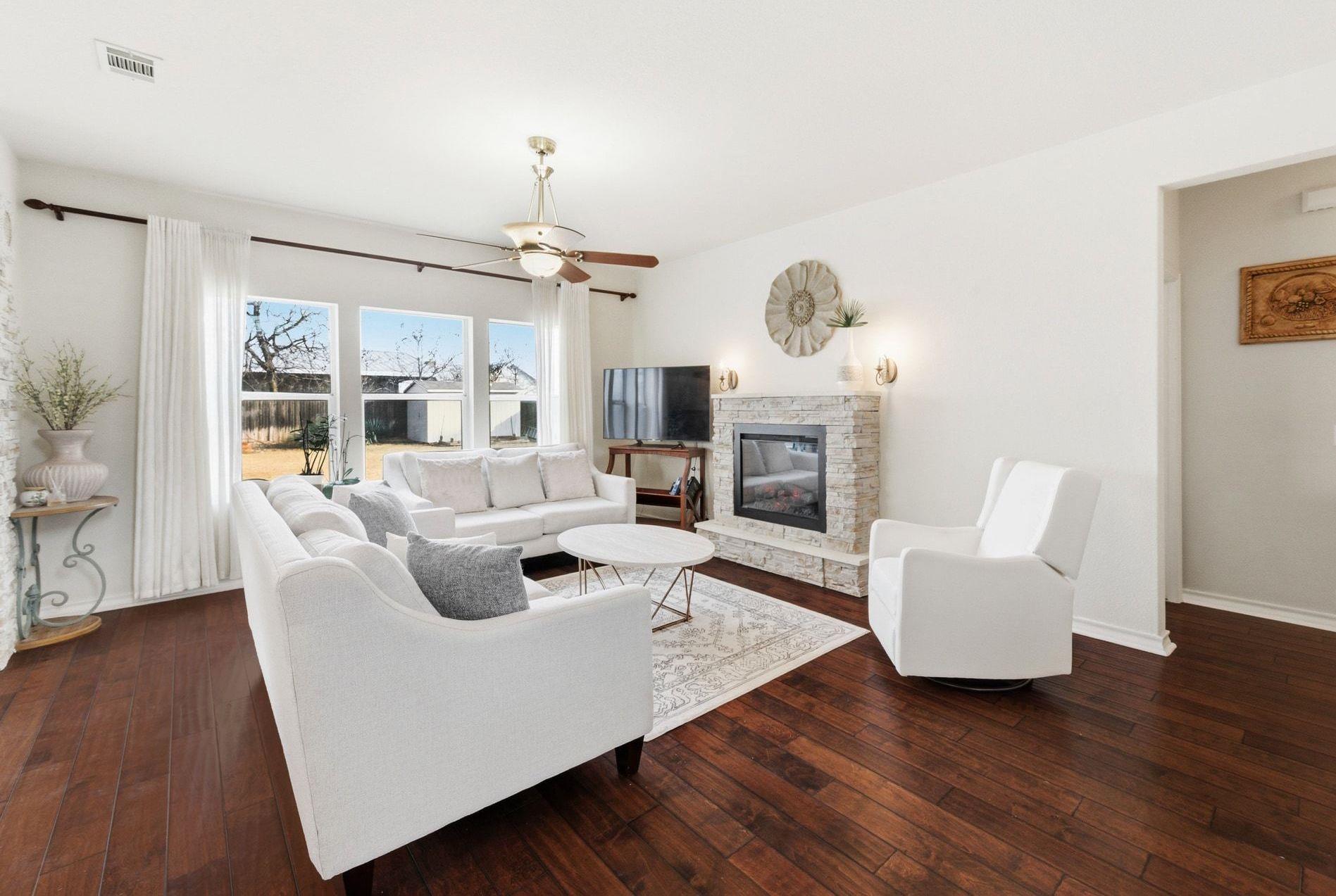 21205 PENNY ROYAL DR — photo 3