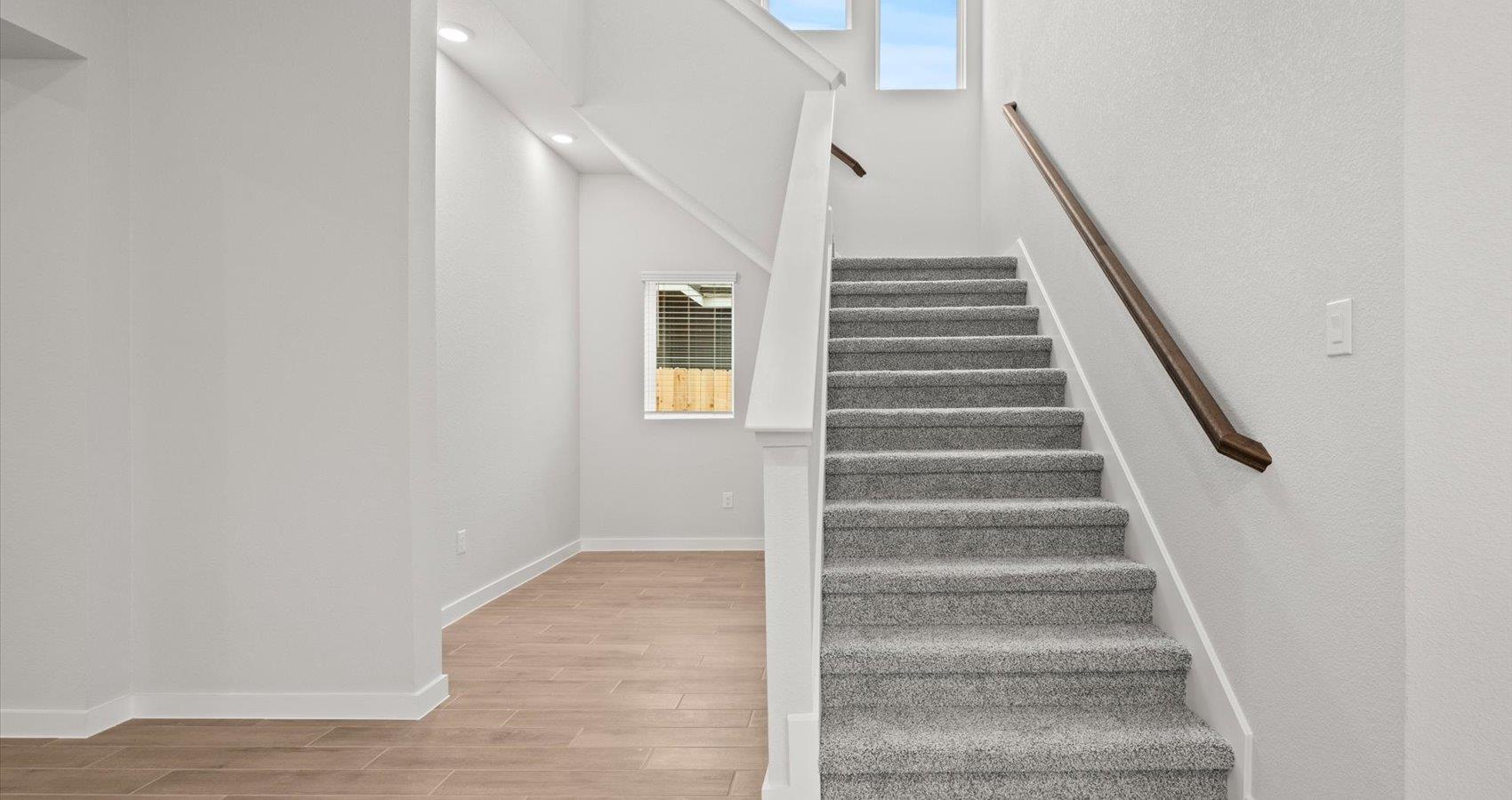 309 West Faulkner ST — photo 3
