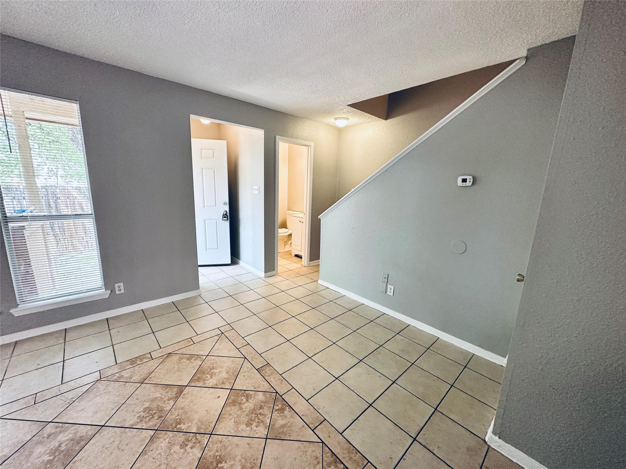1318 Southport DR #B — photo 3