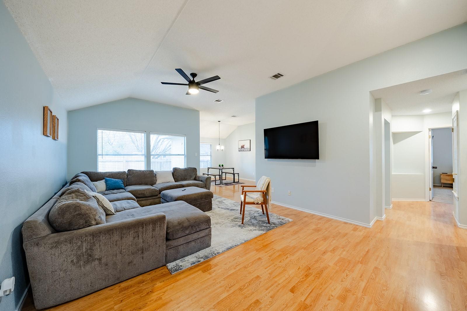 1704 Verbena WAY — photo 4