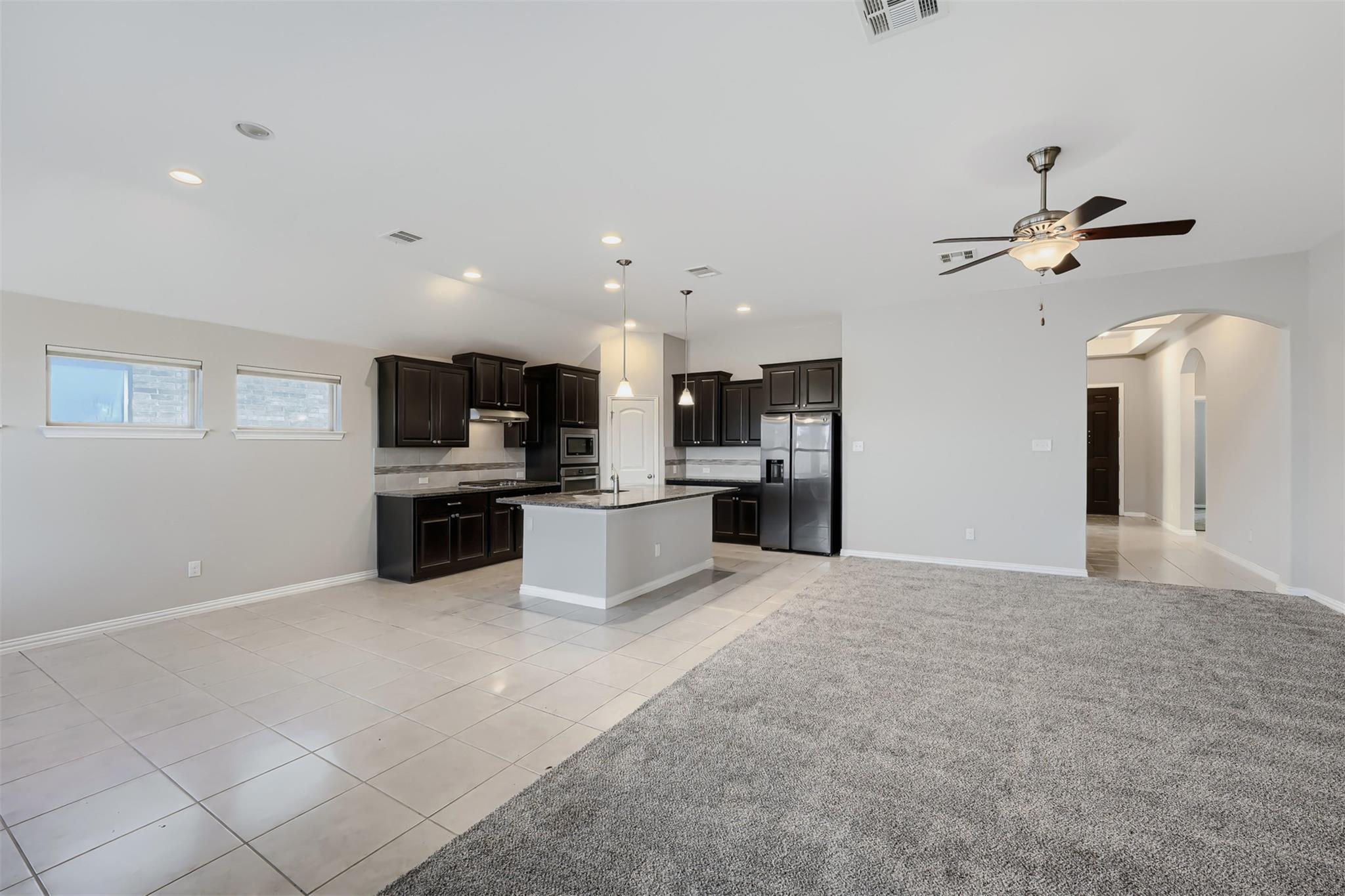 5636 Corsica LOOP — photo 4