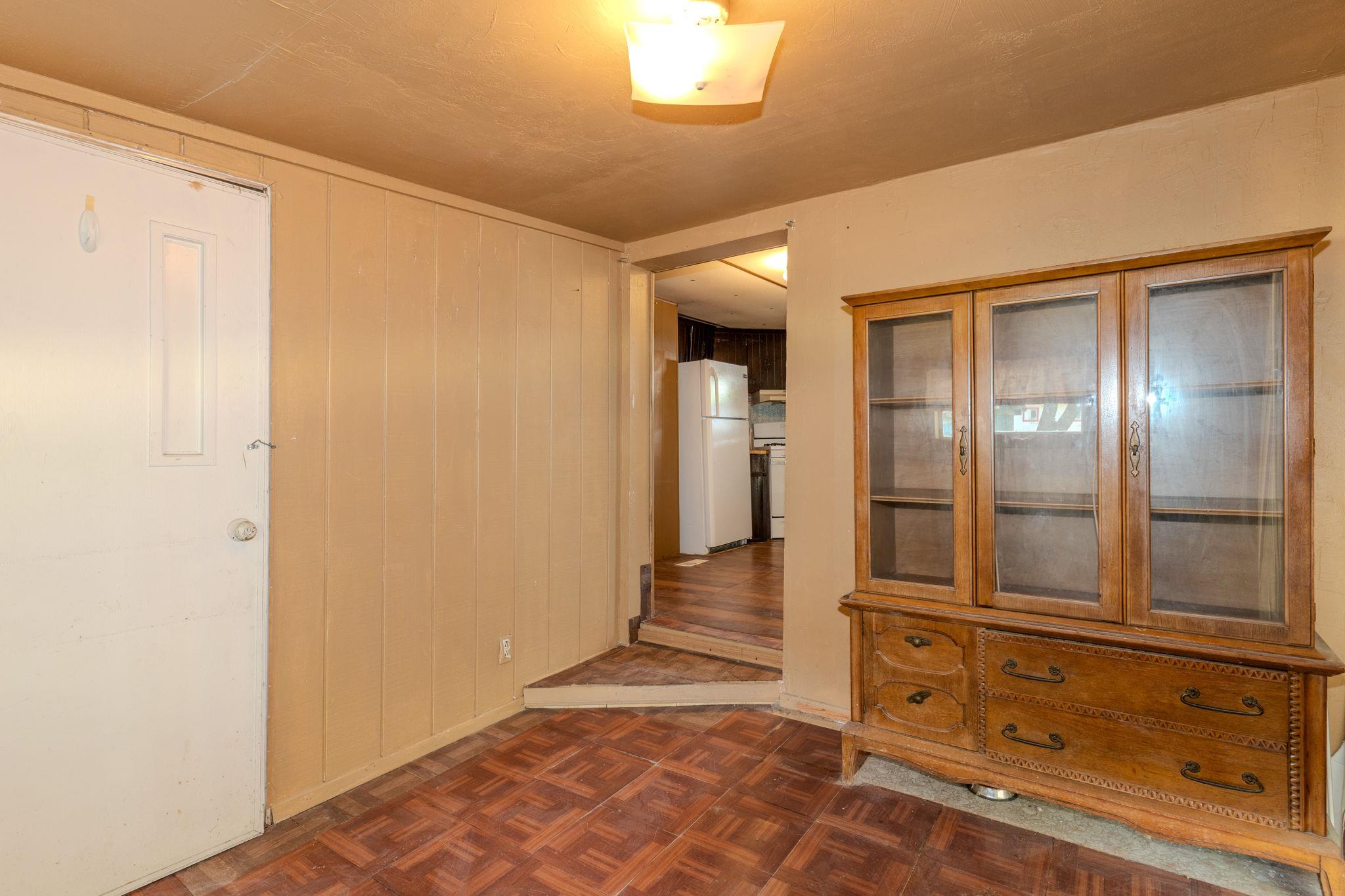 204 Regina DR — photo 5