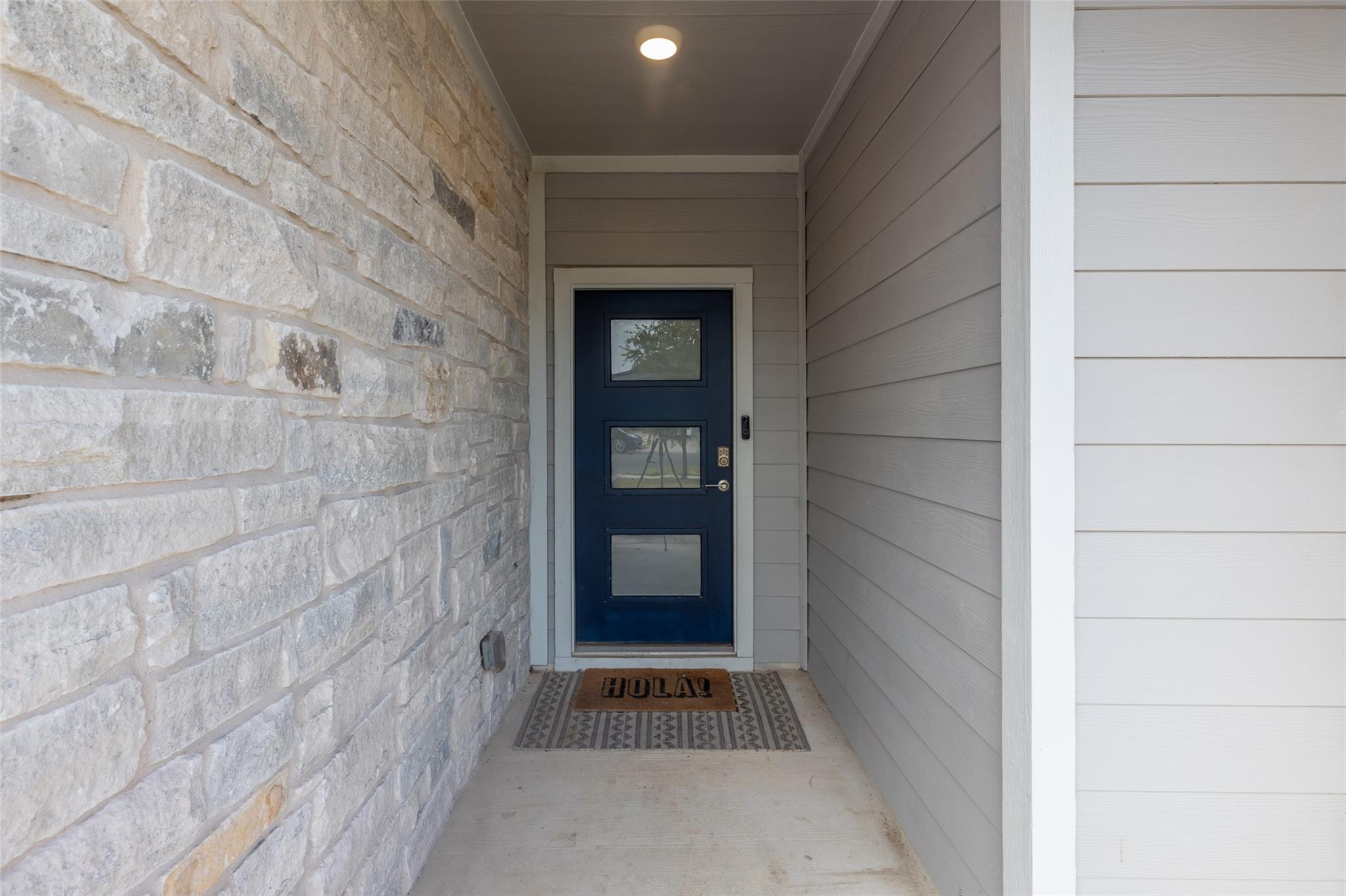 2913 Louris LN — photo 3