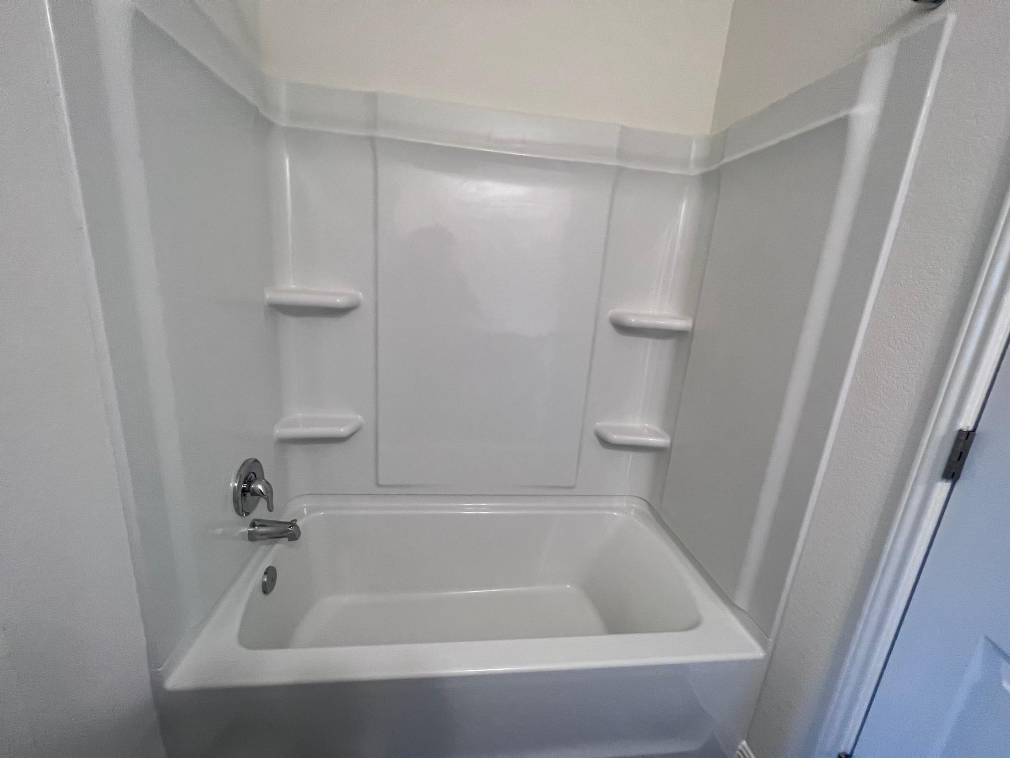 130 Rubrum RD — photo 5