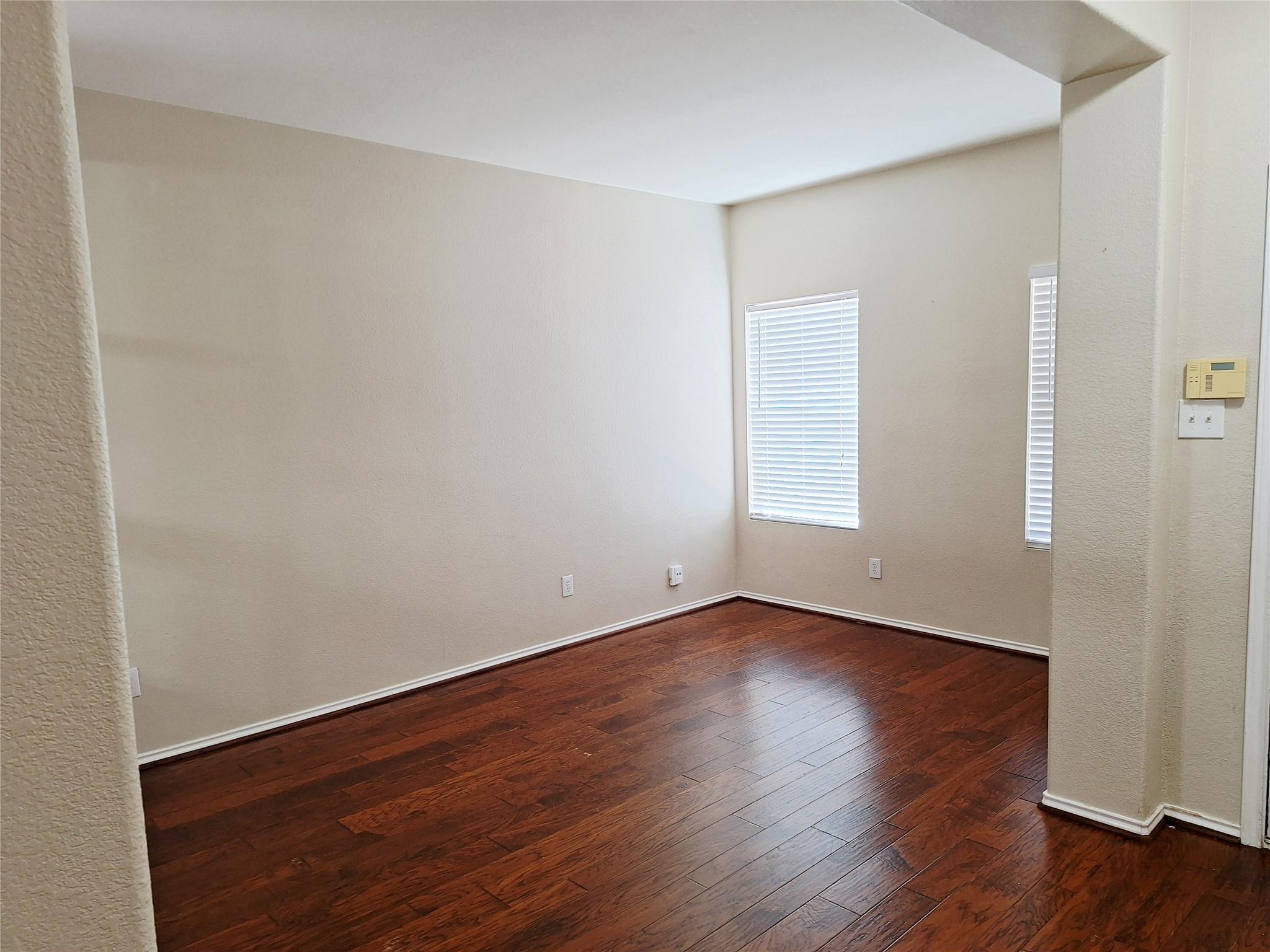 407 South ST — photo 4