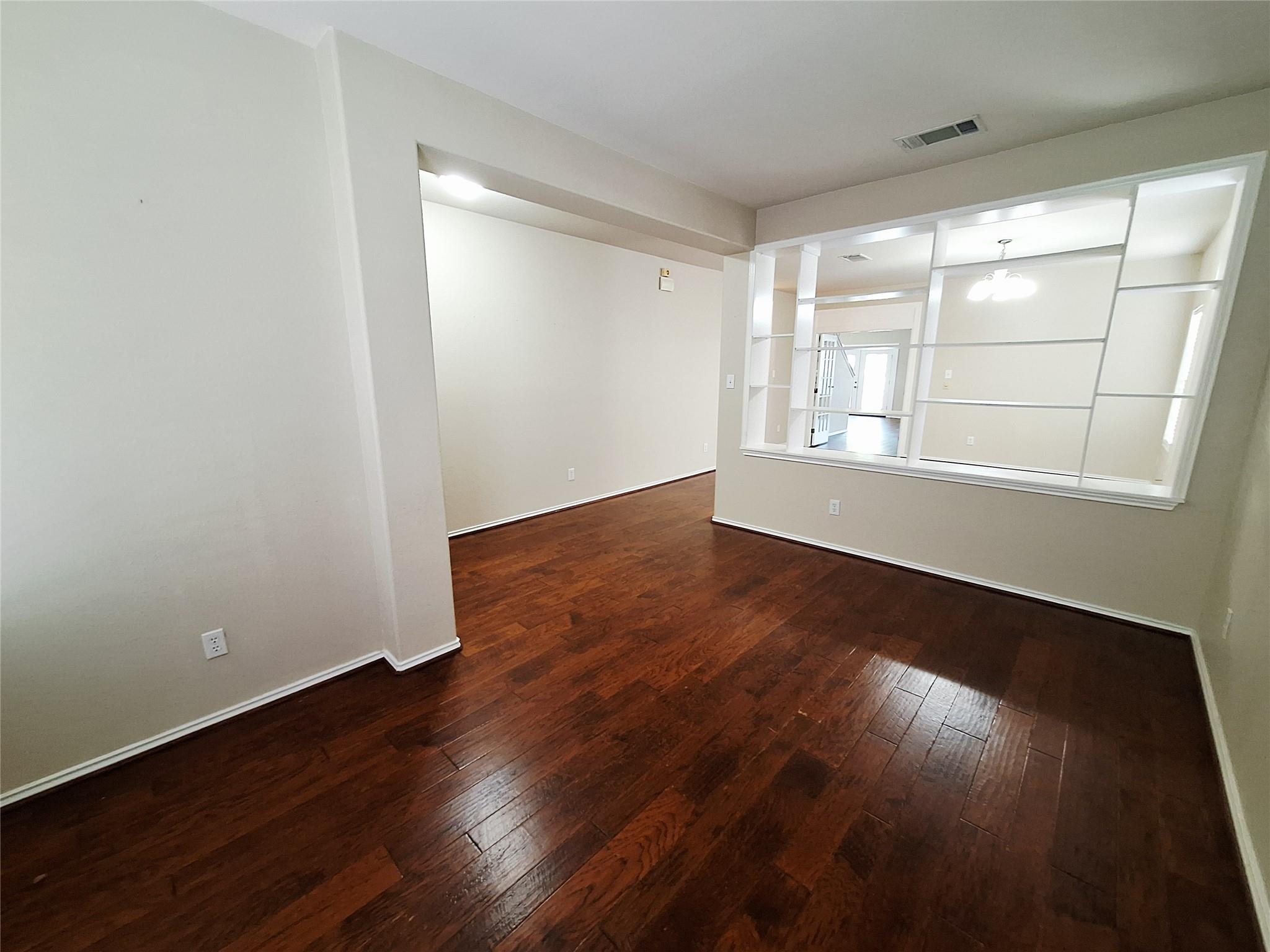 407 South ST — photo 5