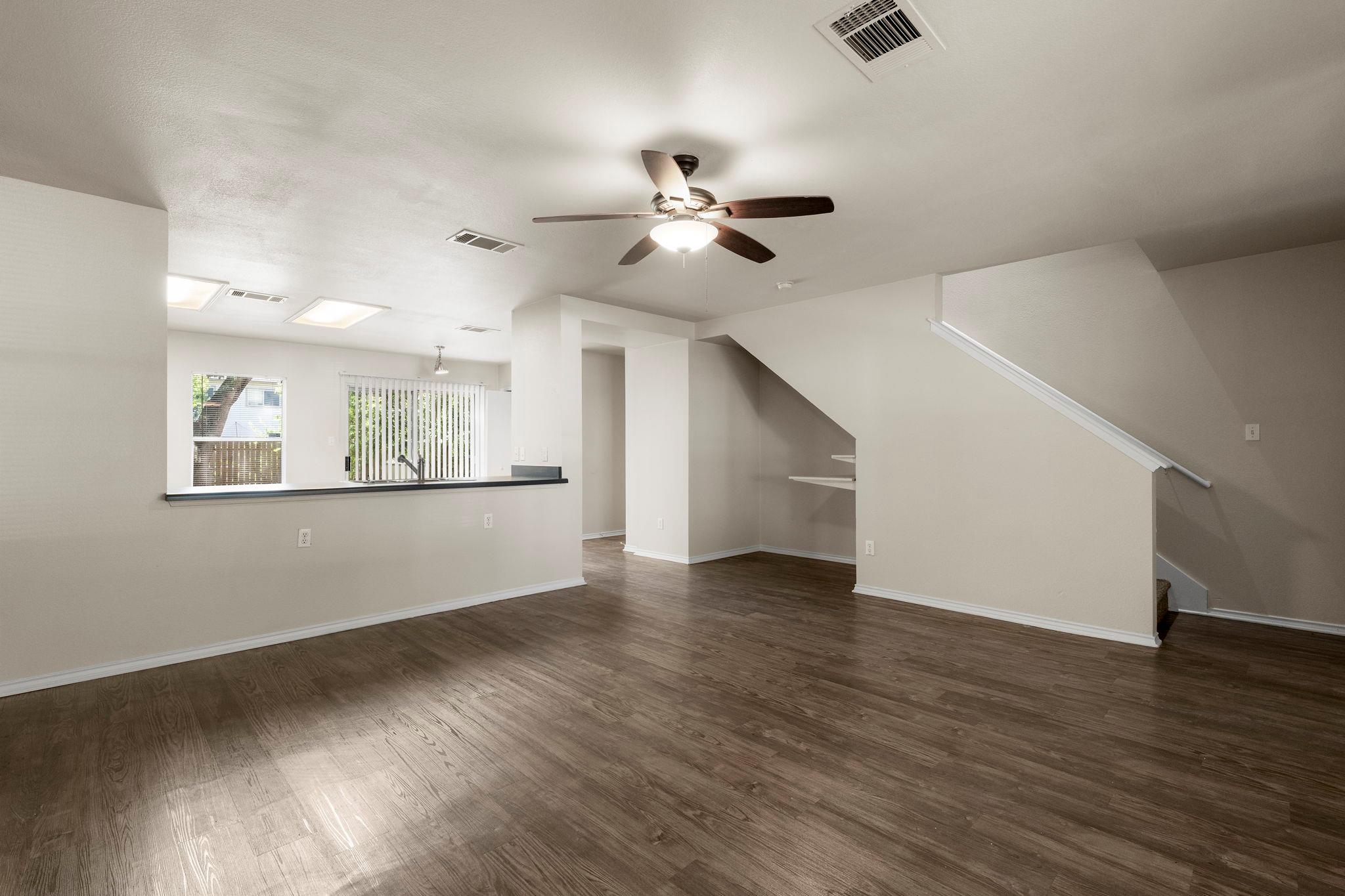 10643 Marshitahs WAY — photo 3