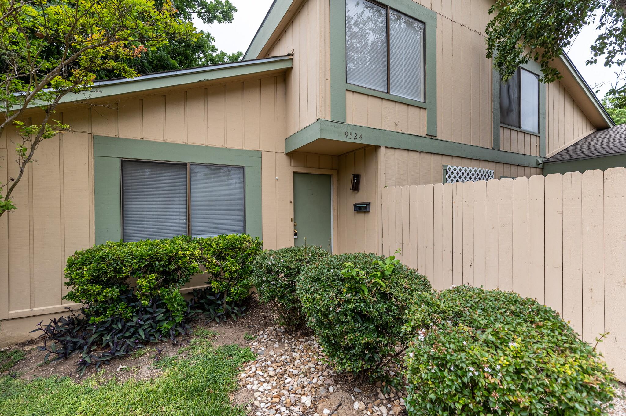 9524 Quail Village LN — photo 3