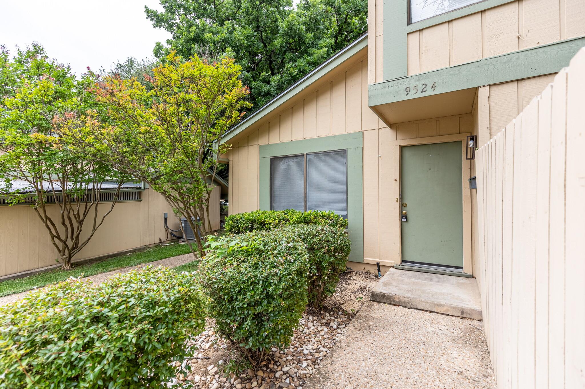 9524 Quail Village LN — photo 4