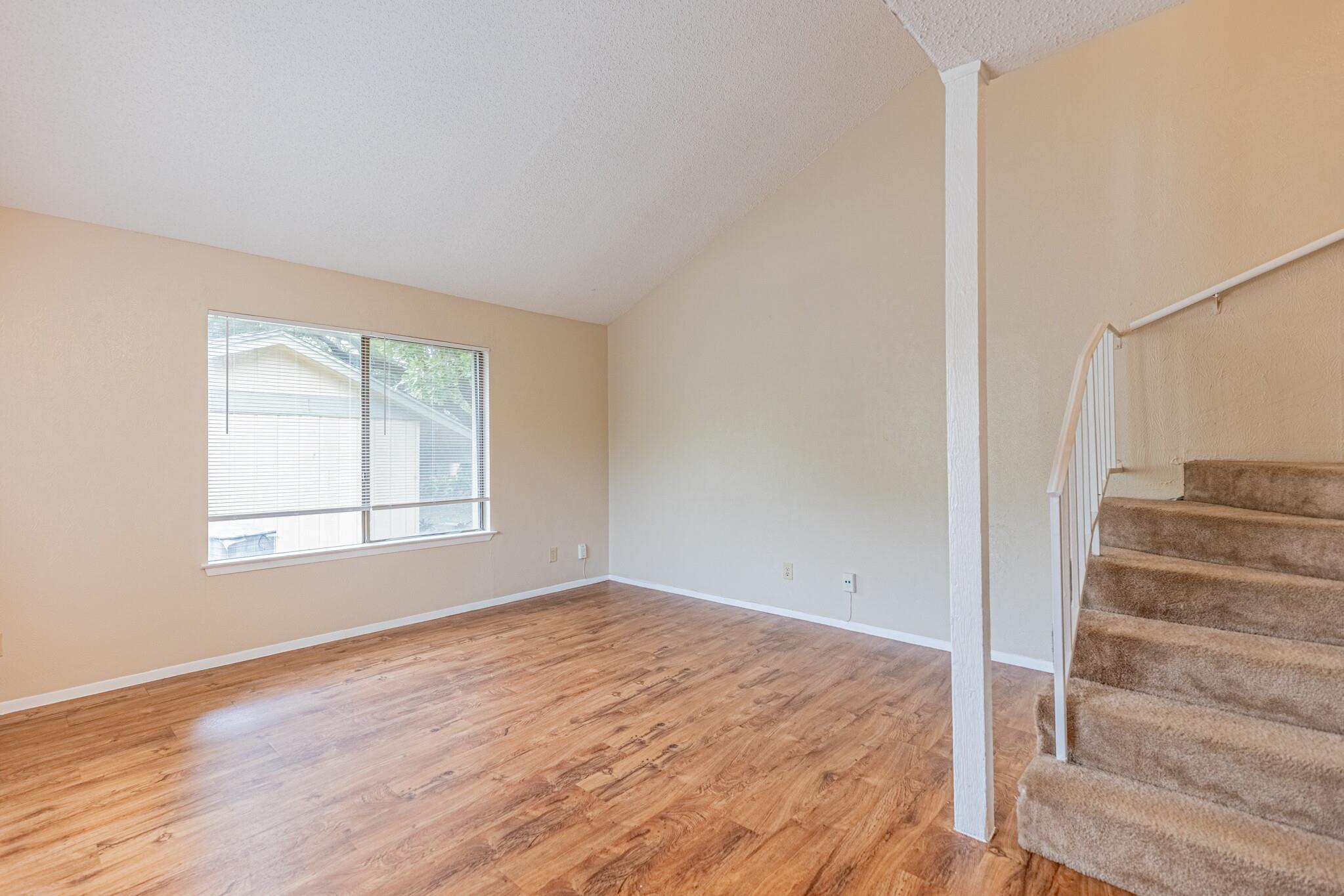 9524 Quail Village LN — photo 5