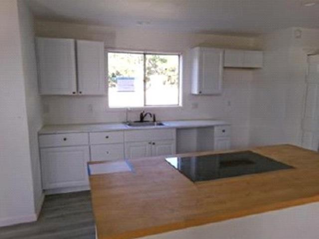 20707 Greenpark DR — photo 4