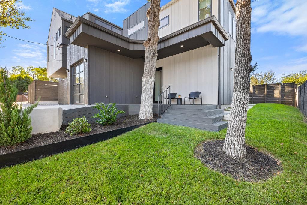 4707 Reyes ST #2 — photo 5