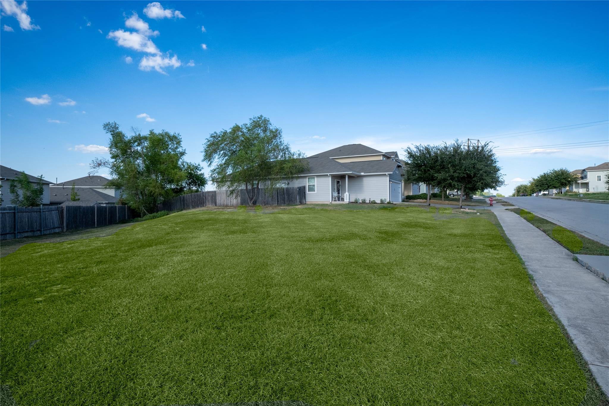 326 Pearl WAY — photo 4
