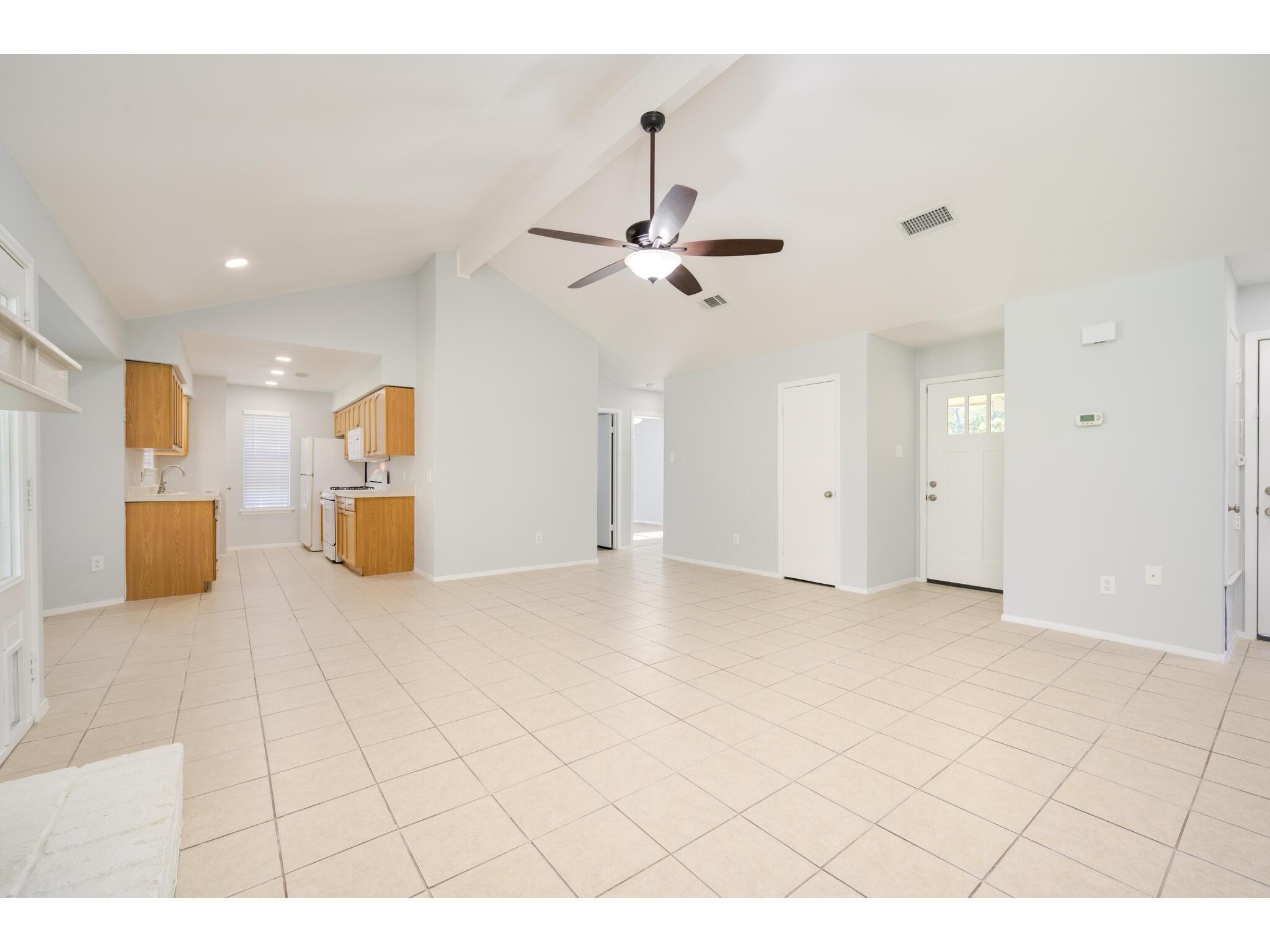 2104 Magazine ST — photo 5