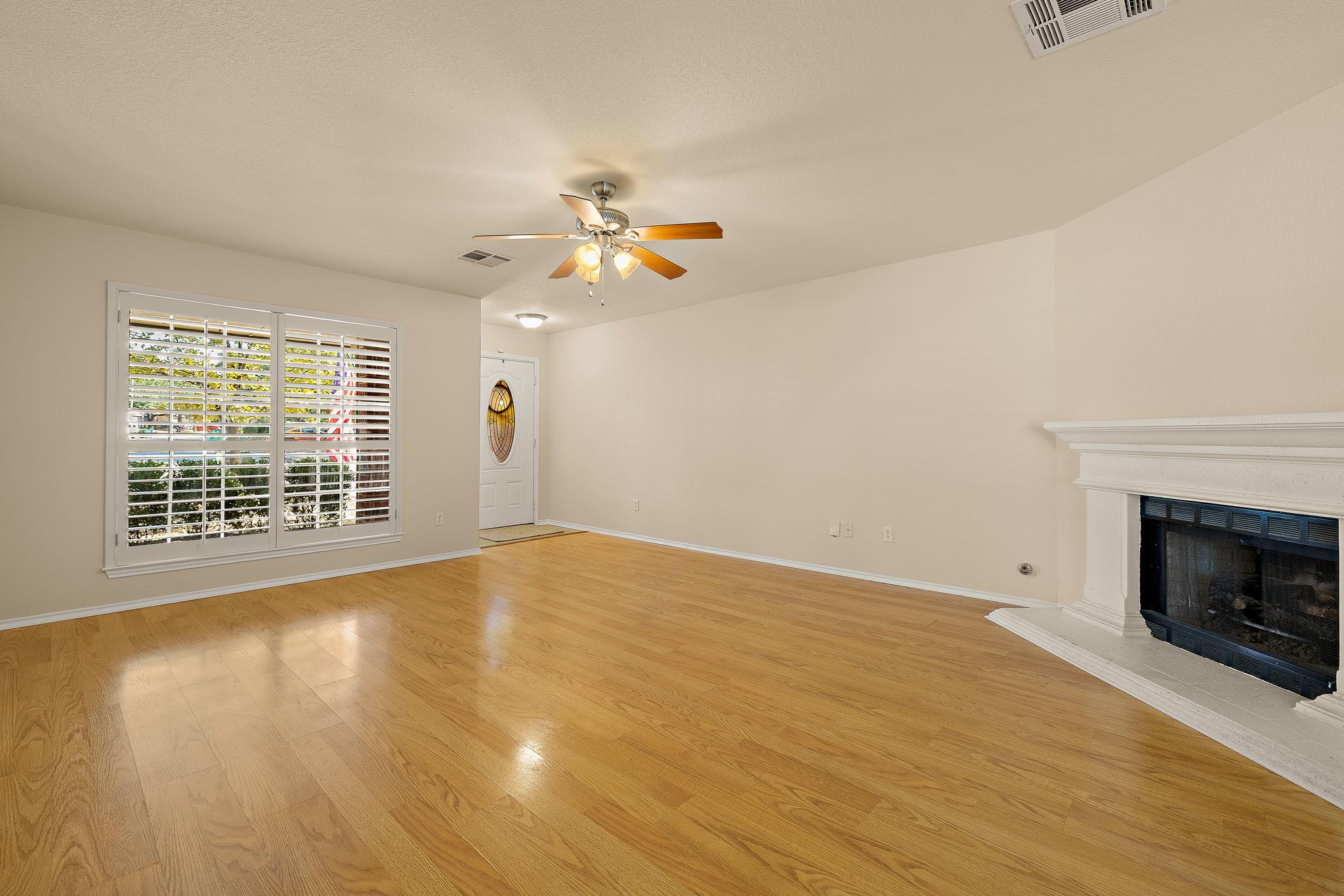 17413 Tobermory DR — photo 3