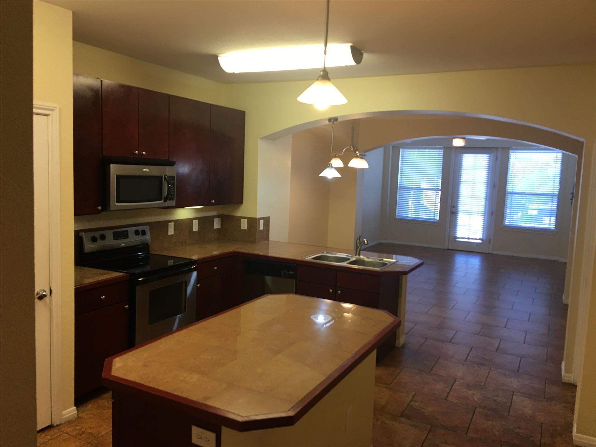 2505 San Gabriel ST #204 — photo 3