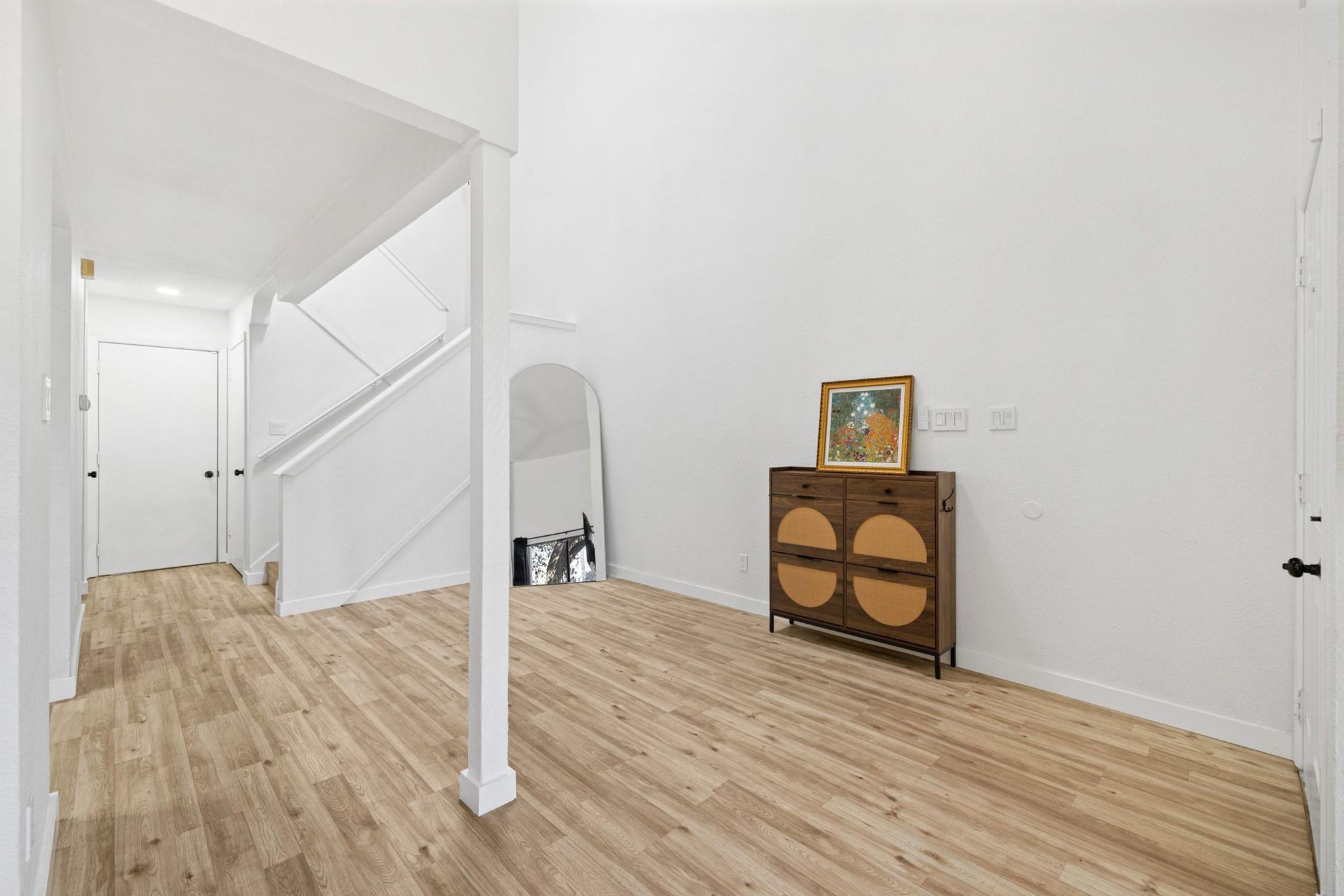1010 Rundberg LN #30 — photo 4