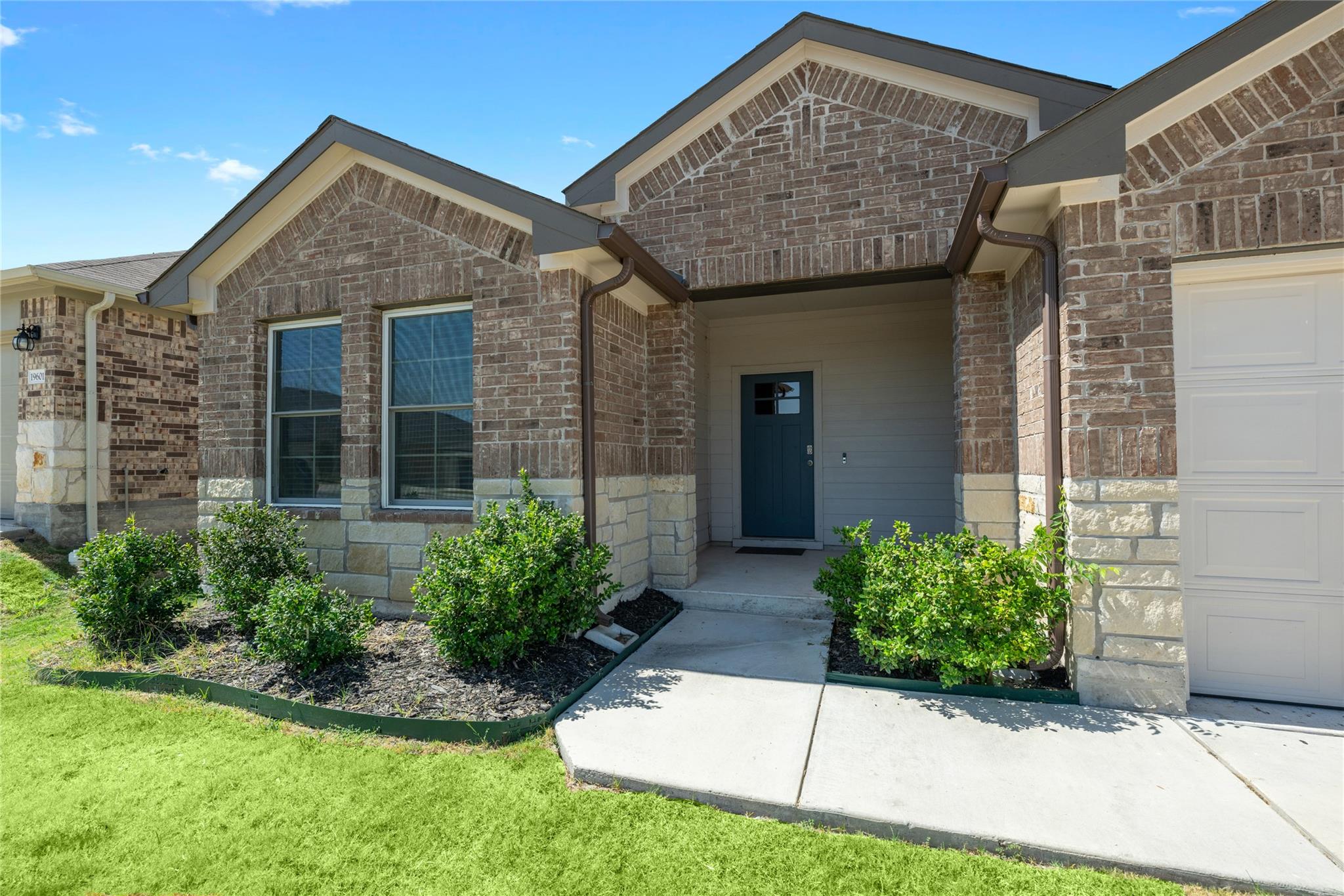 19521 Ann Richards Ave — photo 3