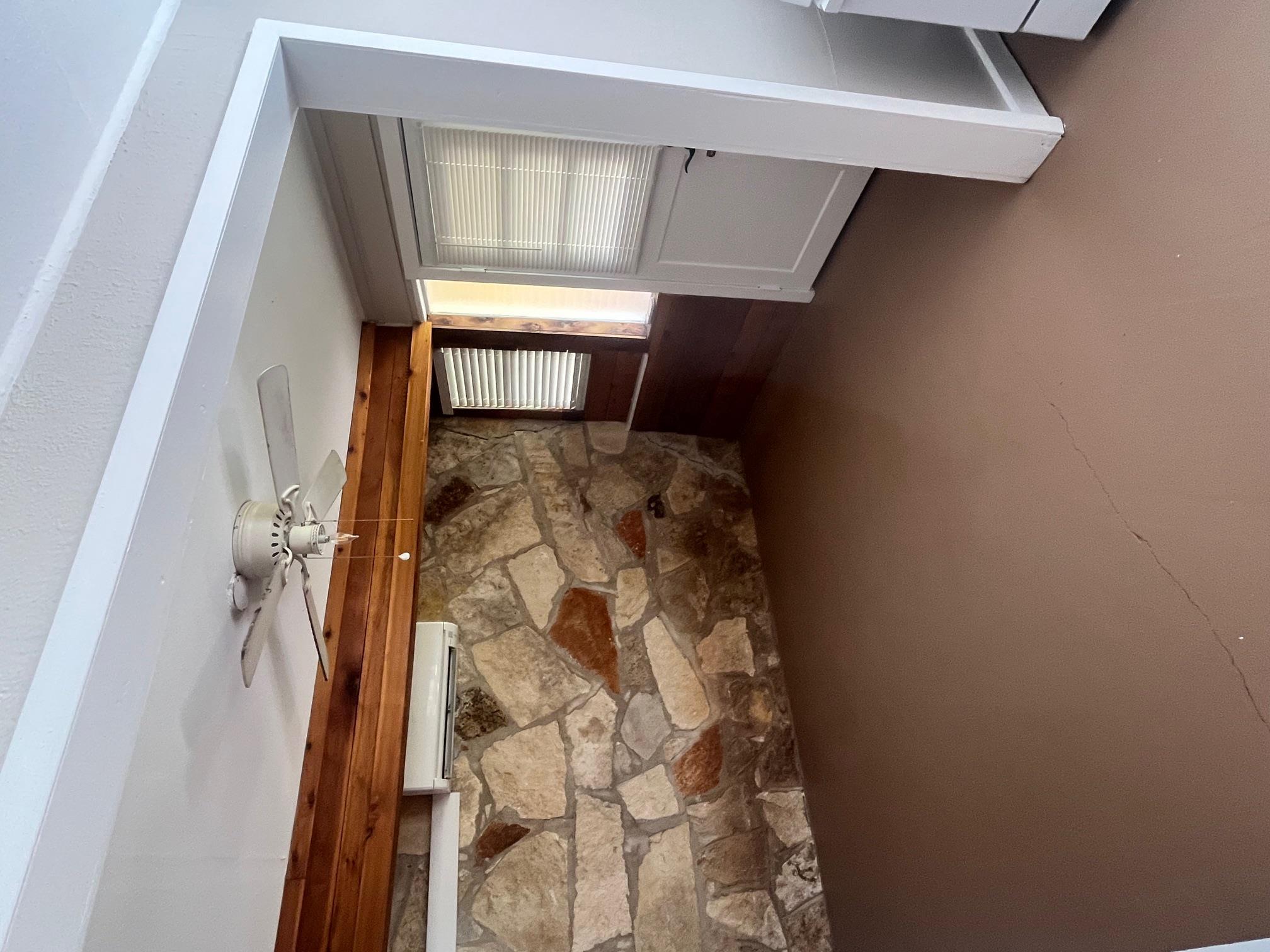 1609 Morgan LN #D — photo 4