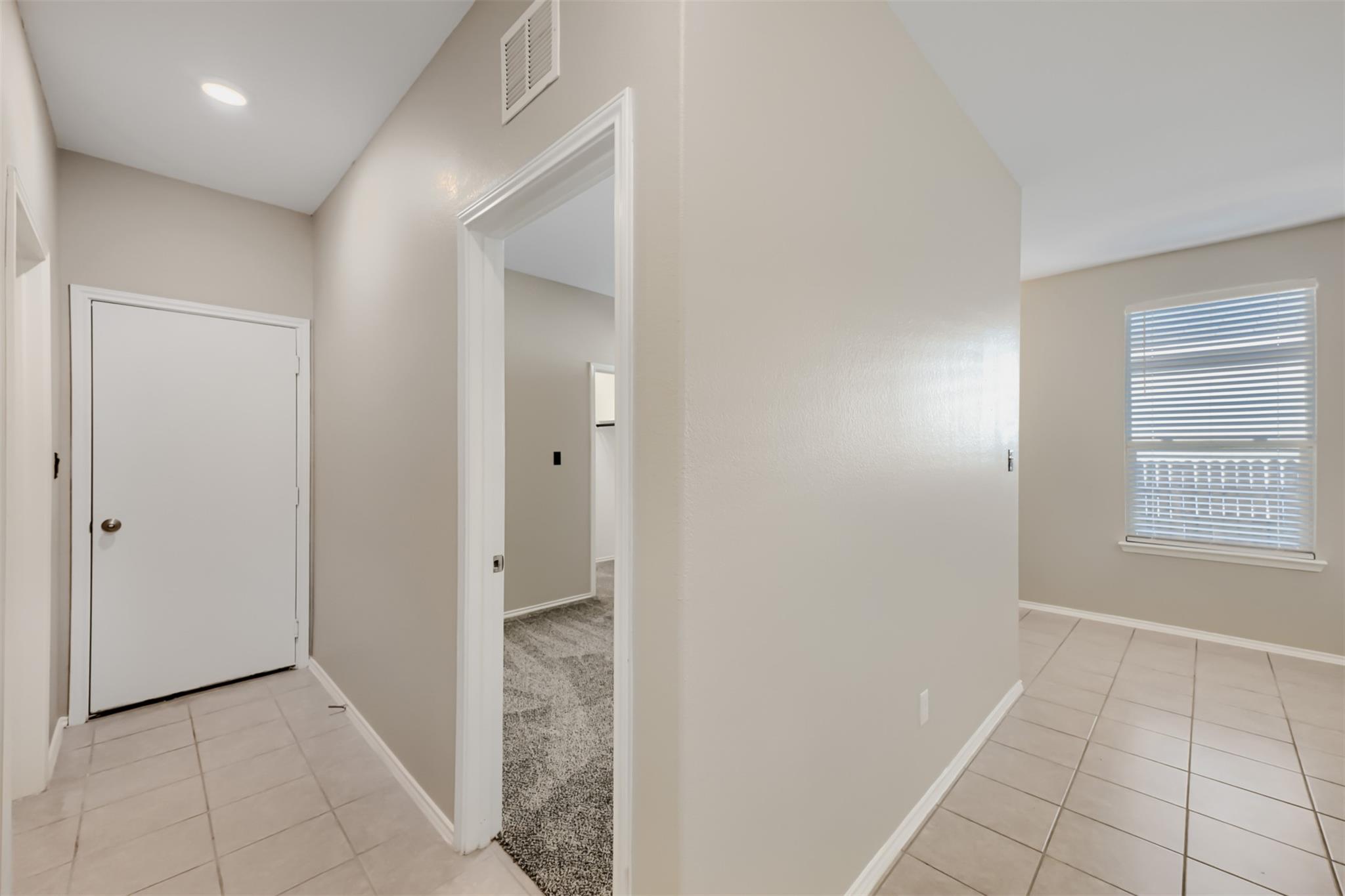 324 Harper LN — photo 5