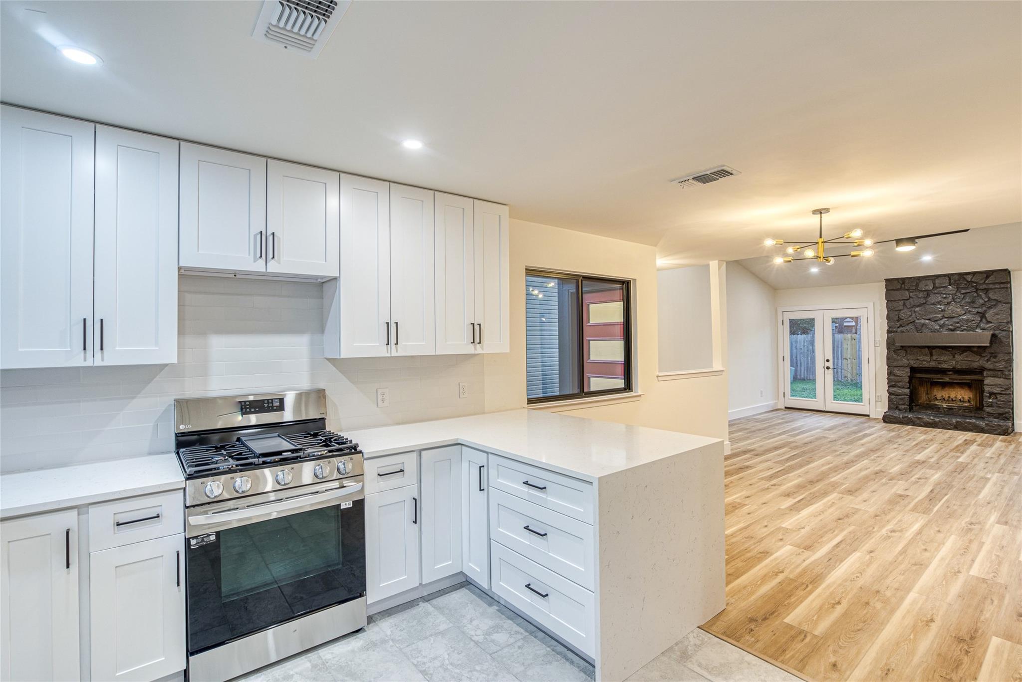 13126 Mill Stone DR — photo 5