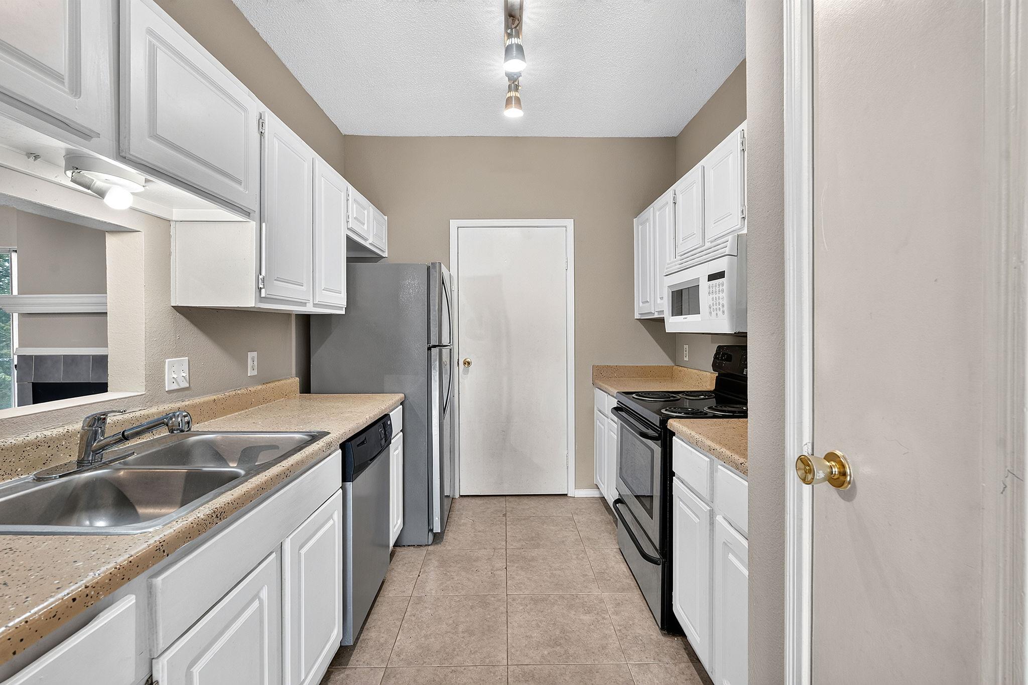 12166 Metric BLVD #280 - Bldg 9 — photo 5