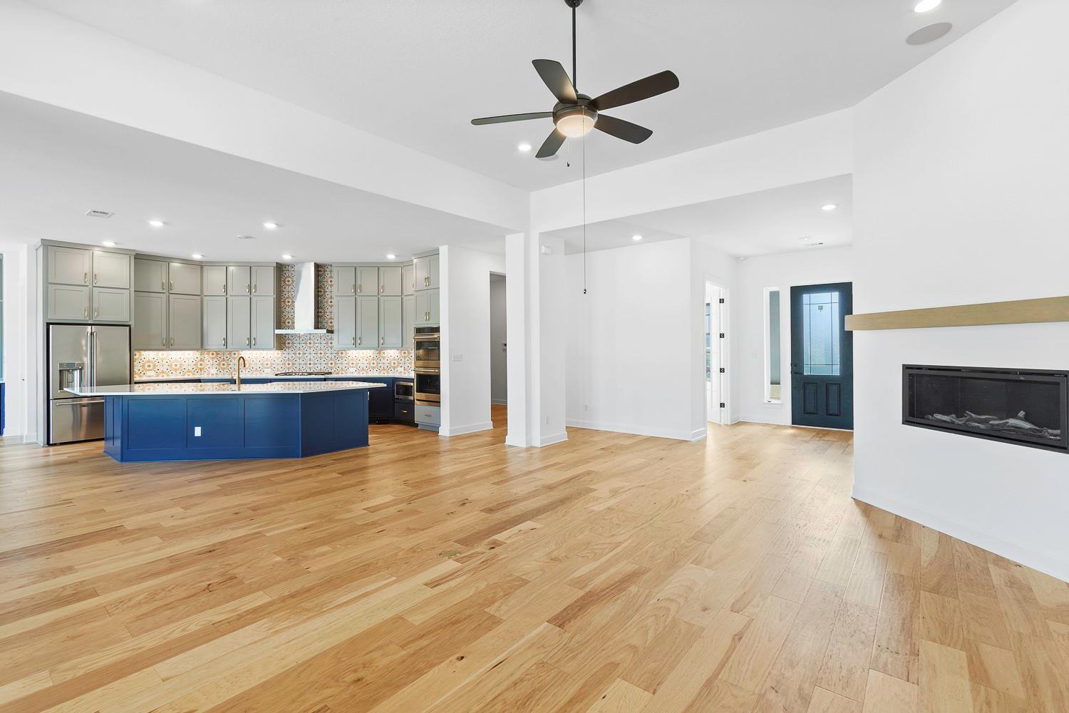 151 Starfire DR — photo 4