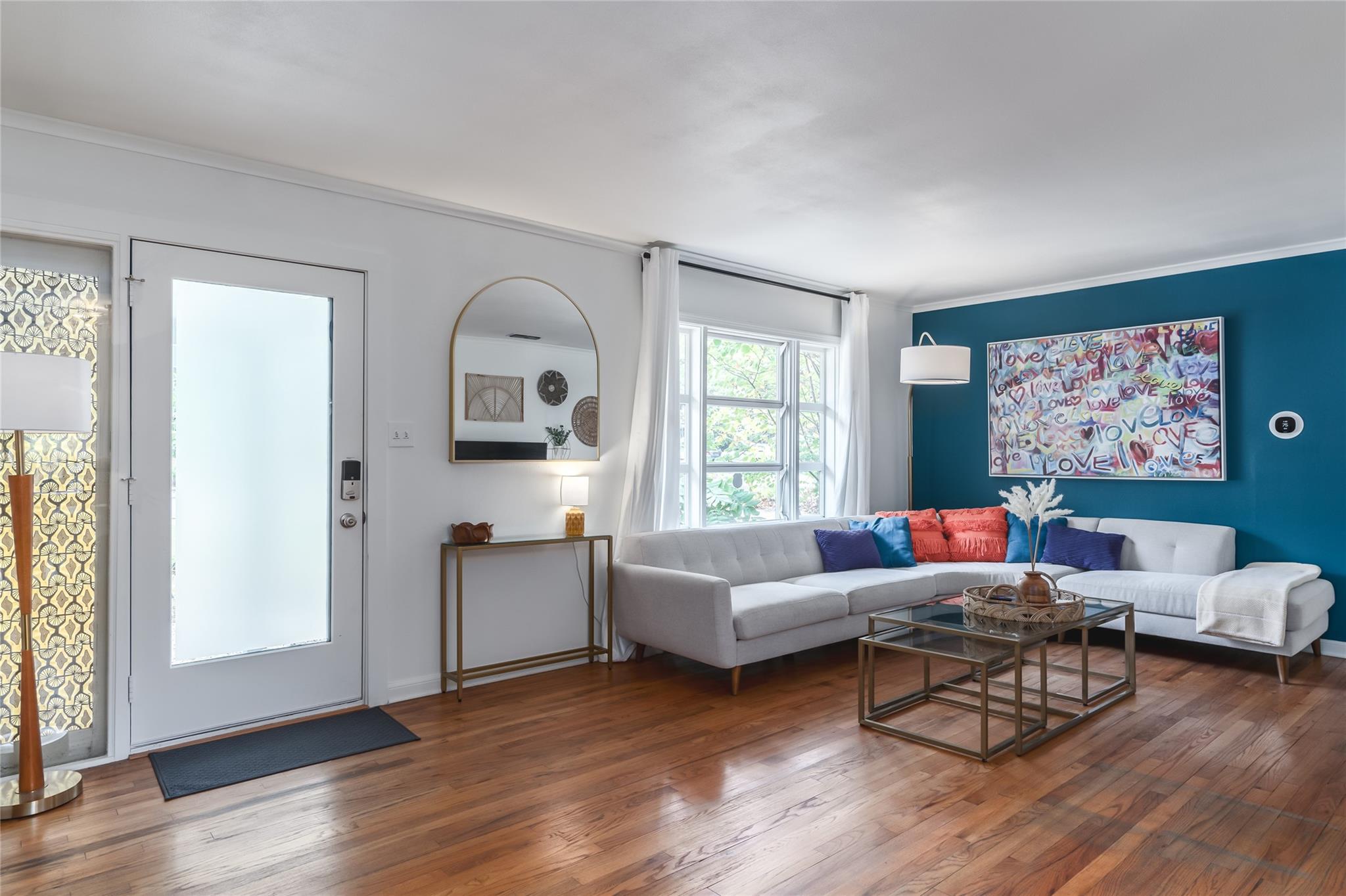 6004 Woodview Ave — photo 5