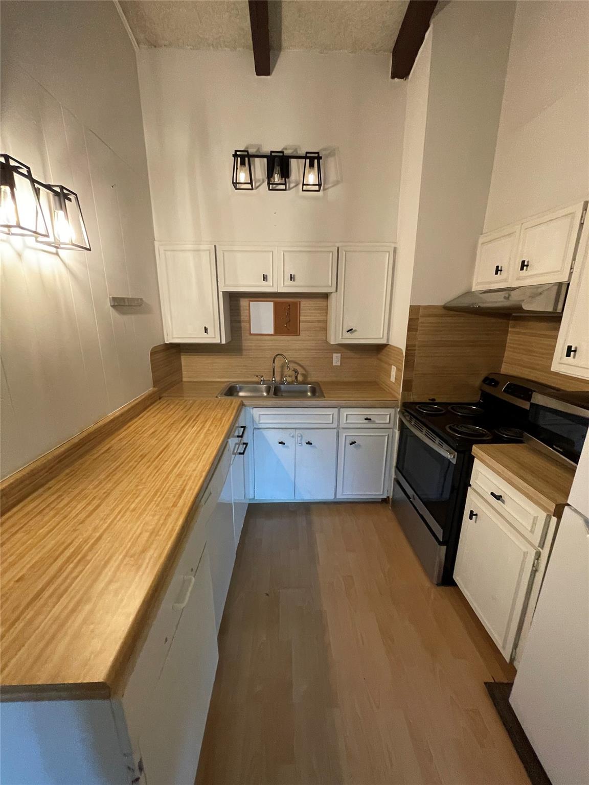 2404 Longview ST #204 — photo 4