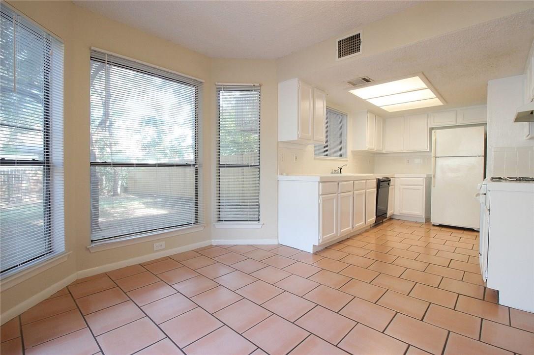 9002 Sanger DR #B — photo 4