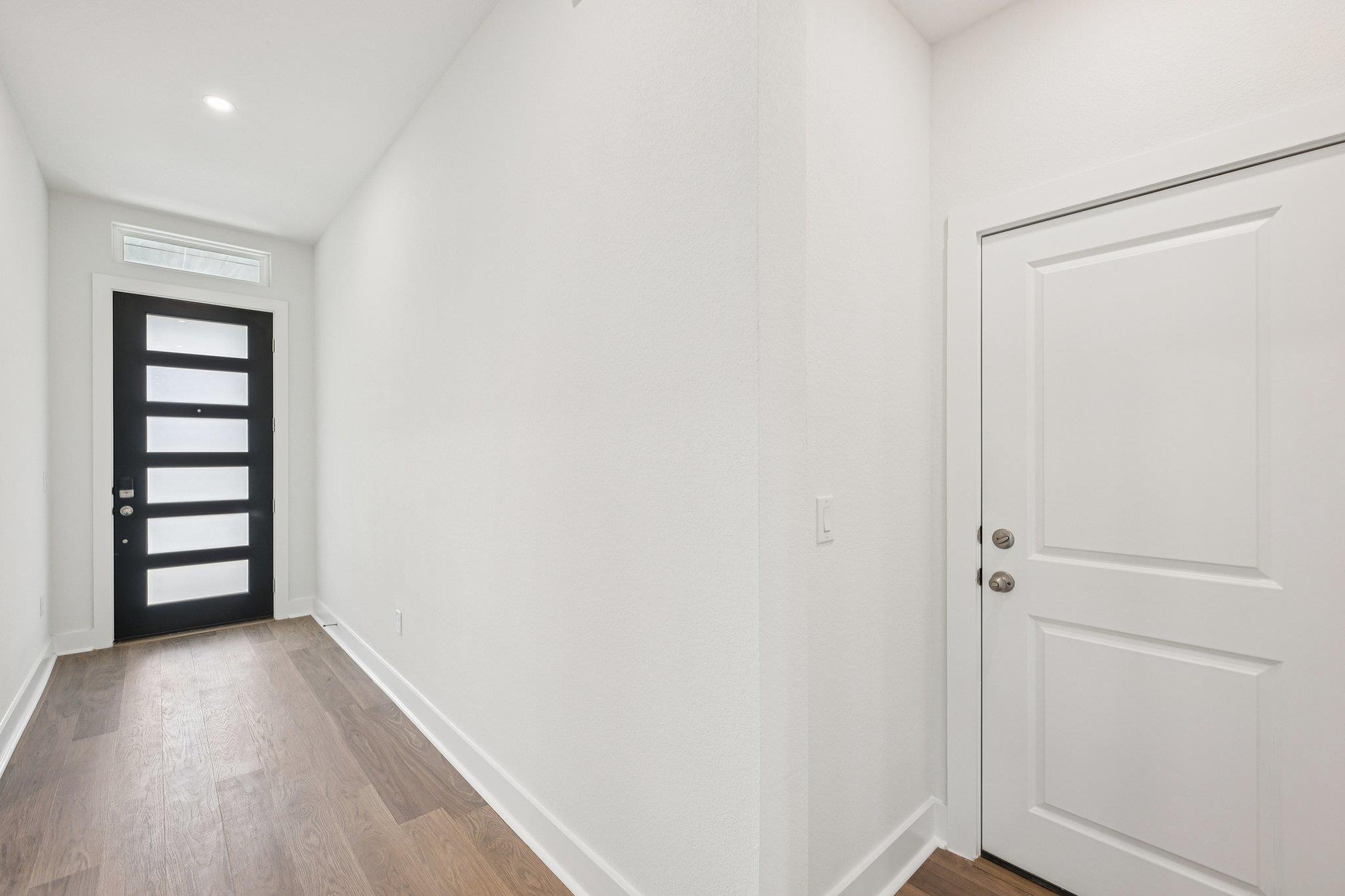 126 Comfort DR — photo 4