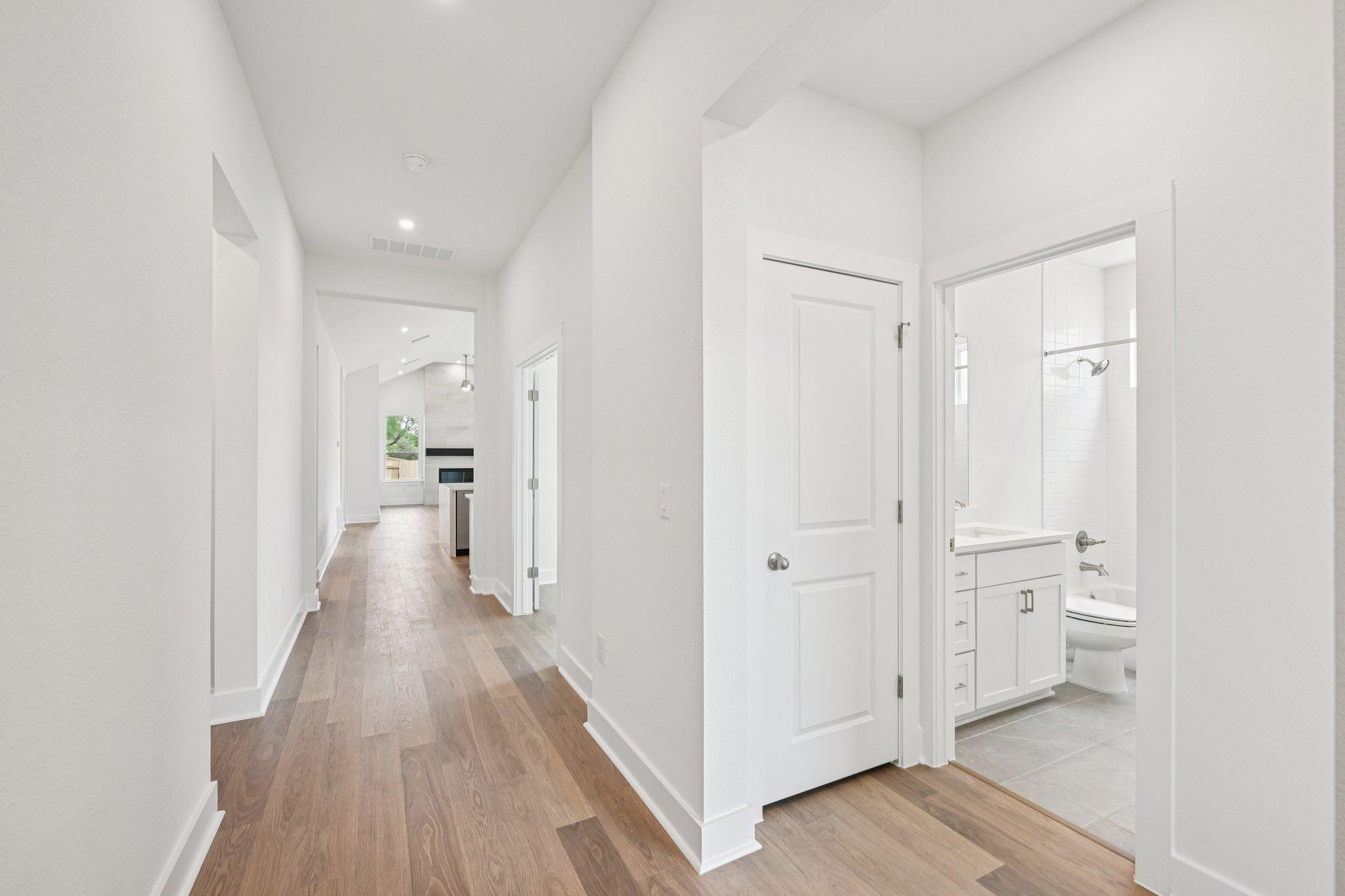 126 Comfort DR — photo 5