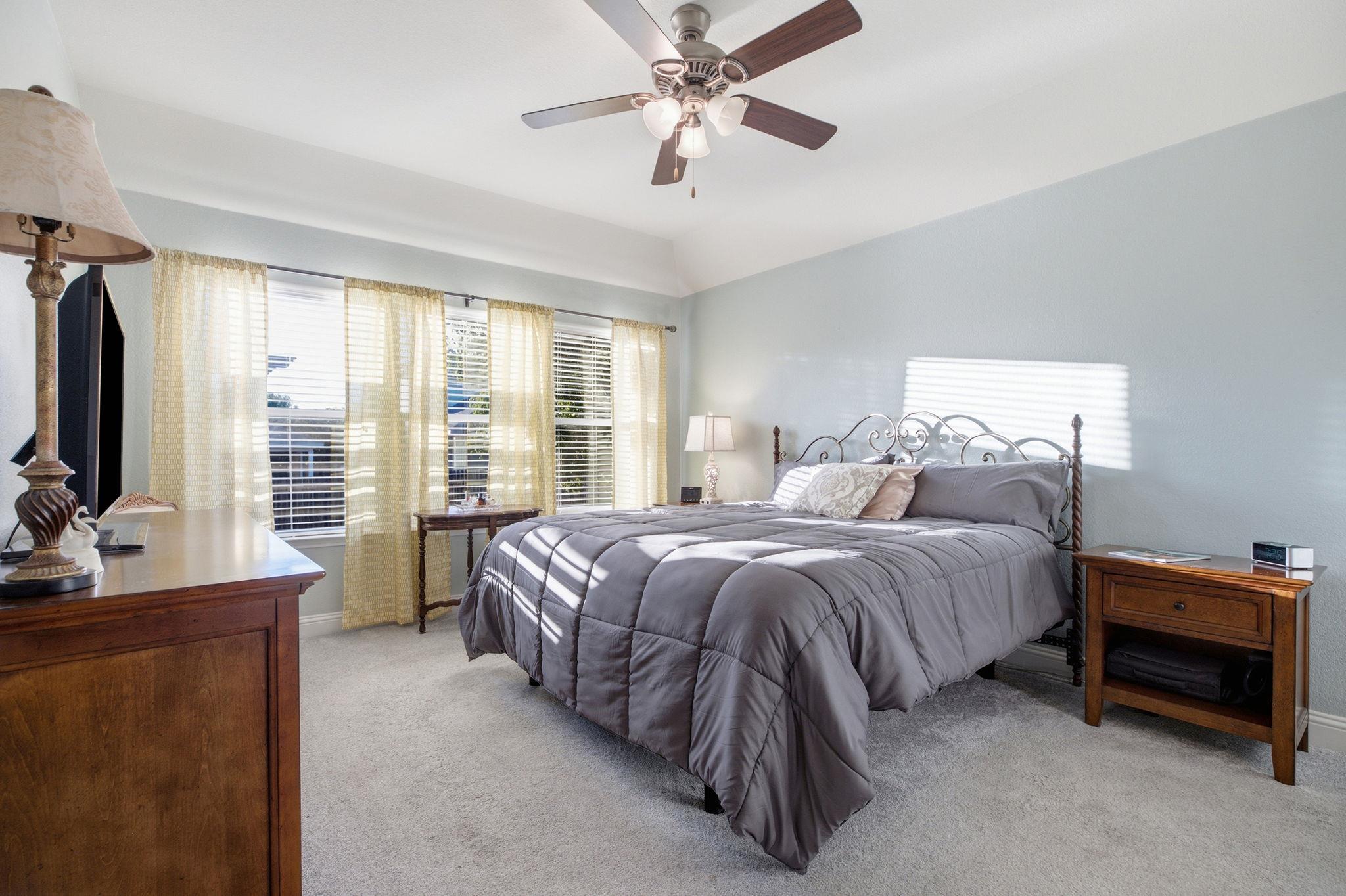 2920 Salvador LN — photo 3