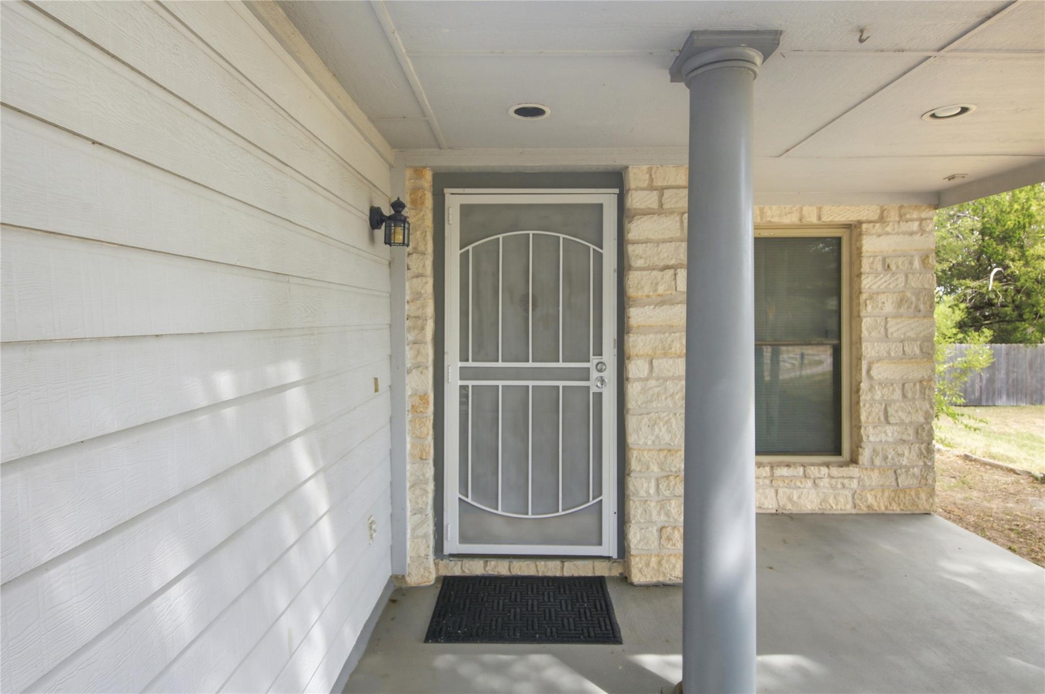 9125 Vigen CIR — photo 3